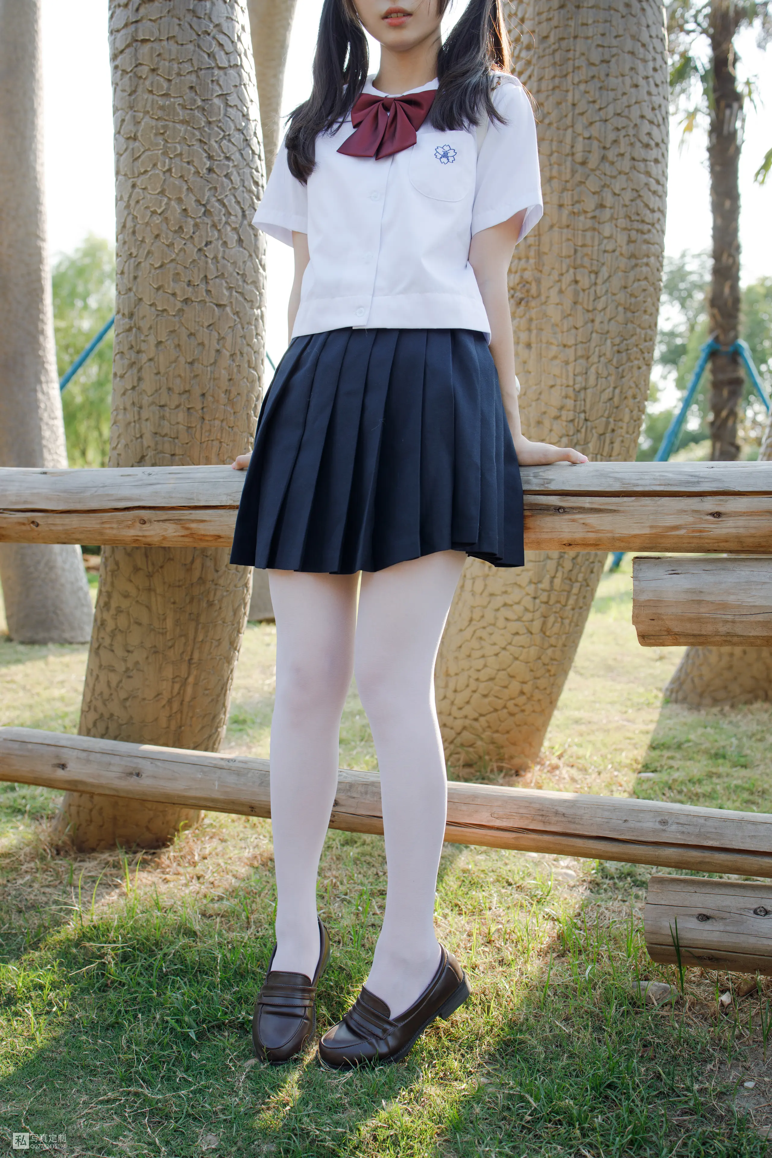 森萝财团 JKFUN 默陌 15D白丝 雪糕游乐园 [75P]