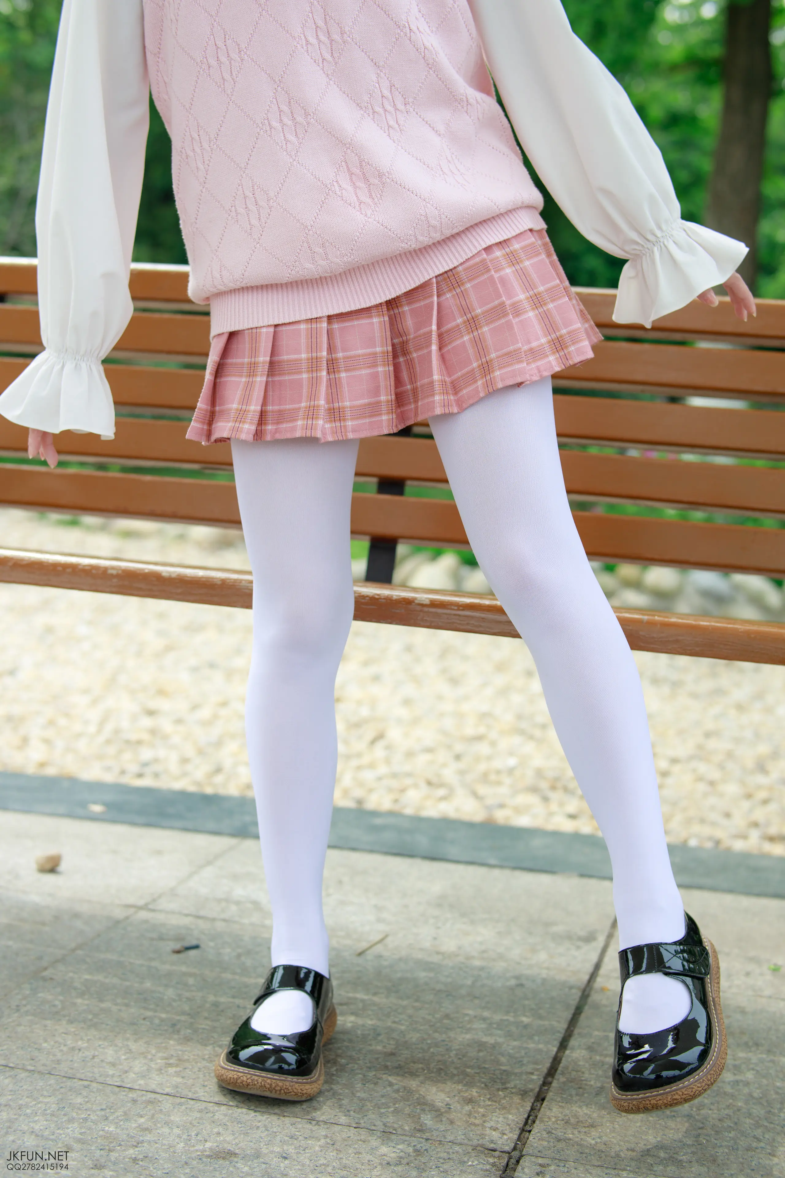 森萝财团 JKFUN 默陌 80D白丝 [126P]