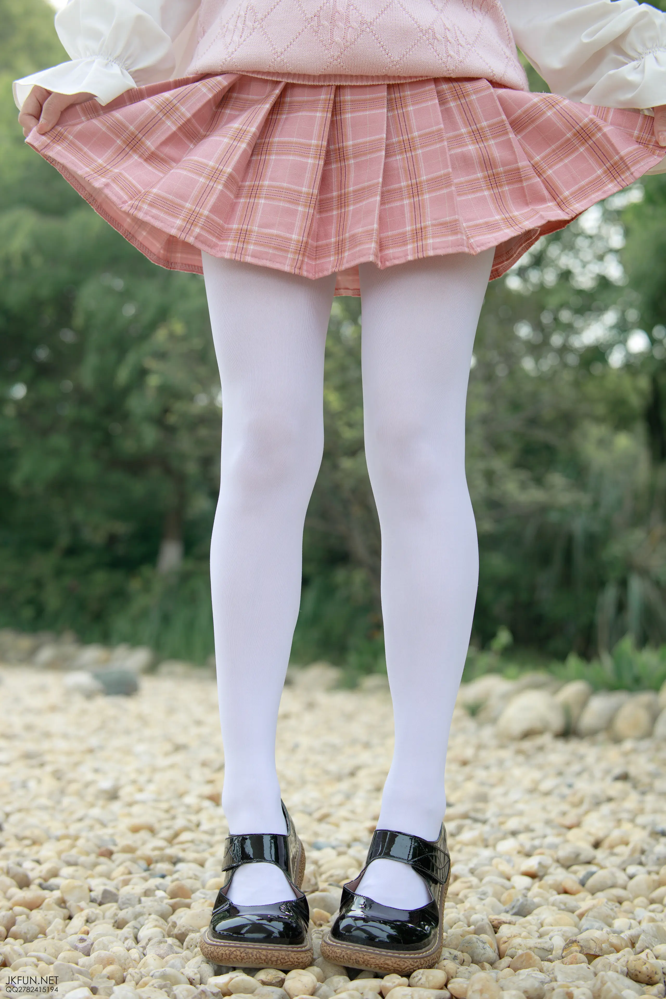 森萝财团 JKFUN 默陌 80D白丝 [126P]