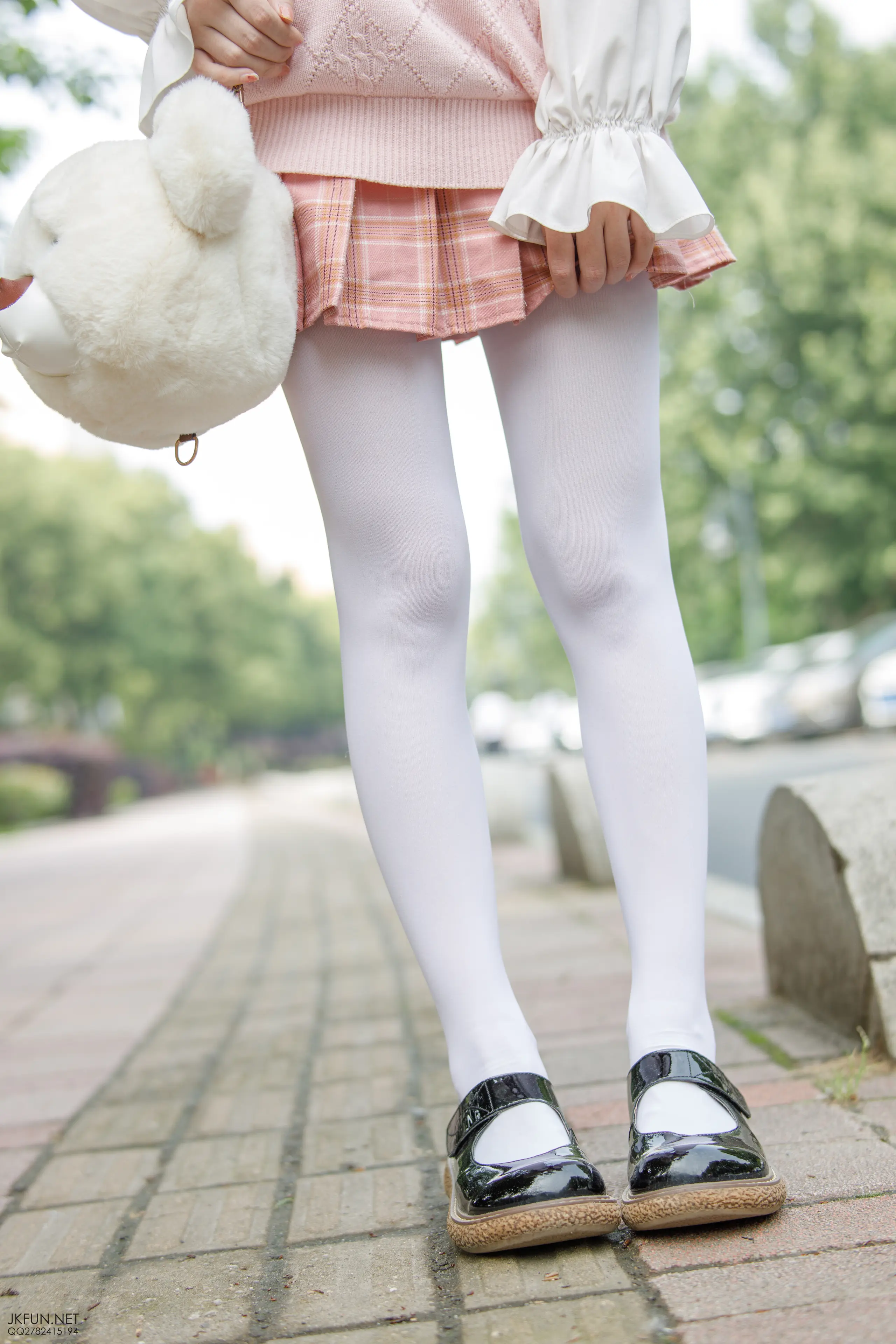 森萝财团 JKFUN 默陌 80D白丝 [126P]