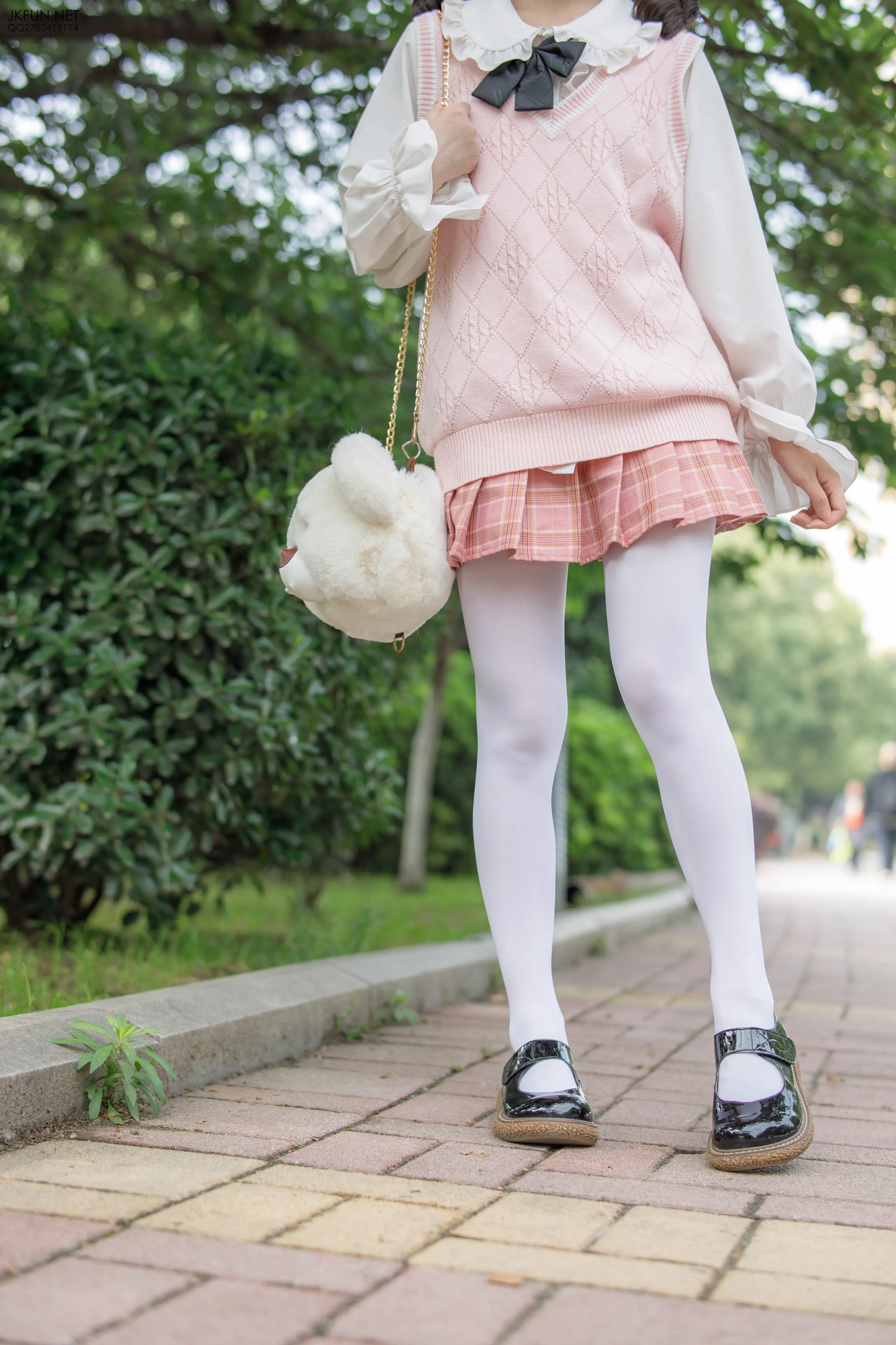 森萝财团 JKFUN 默陌 80D白丝 [126P]