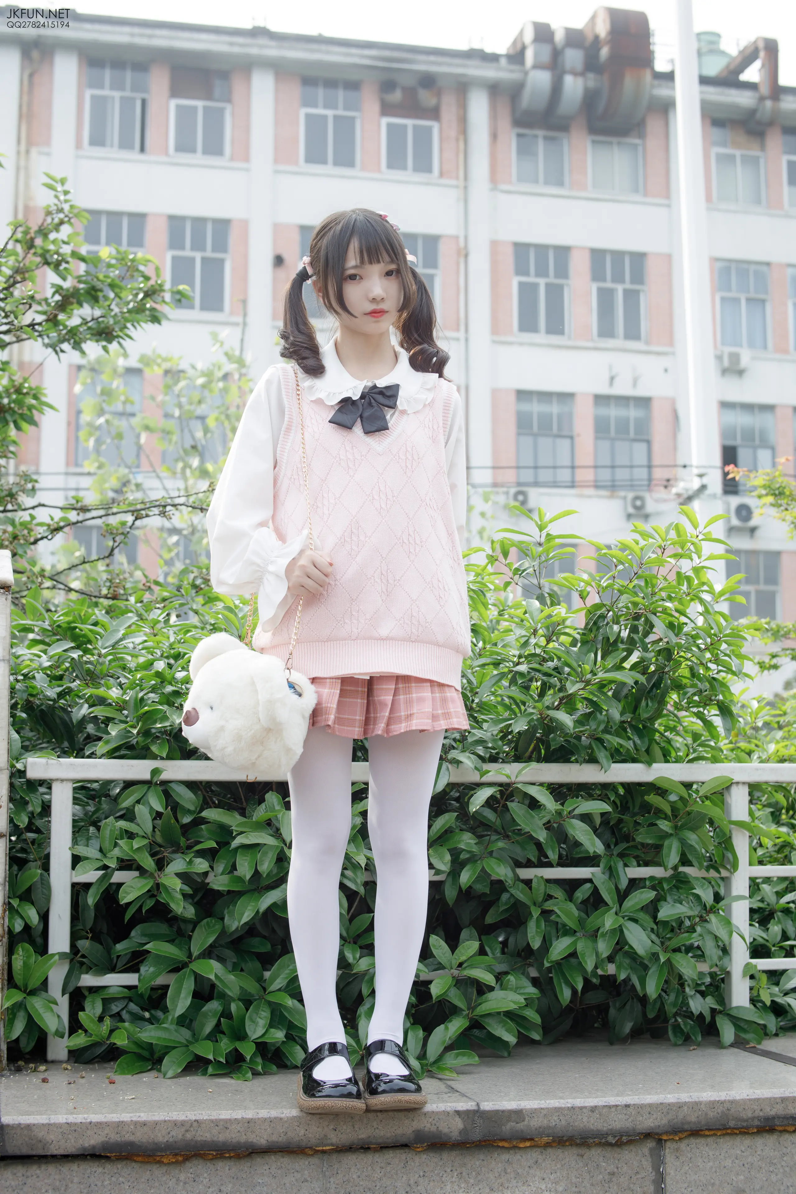 森萝财团 JKFUN 默陌 80D白丝 [126P]