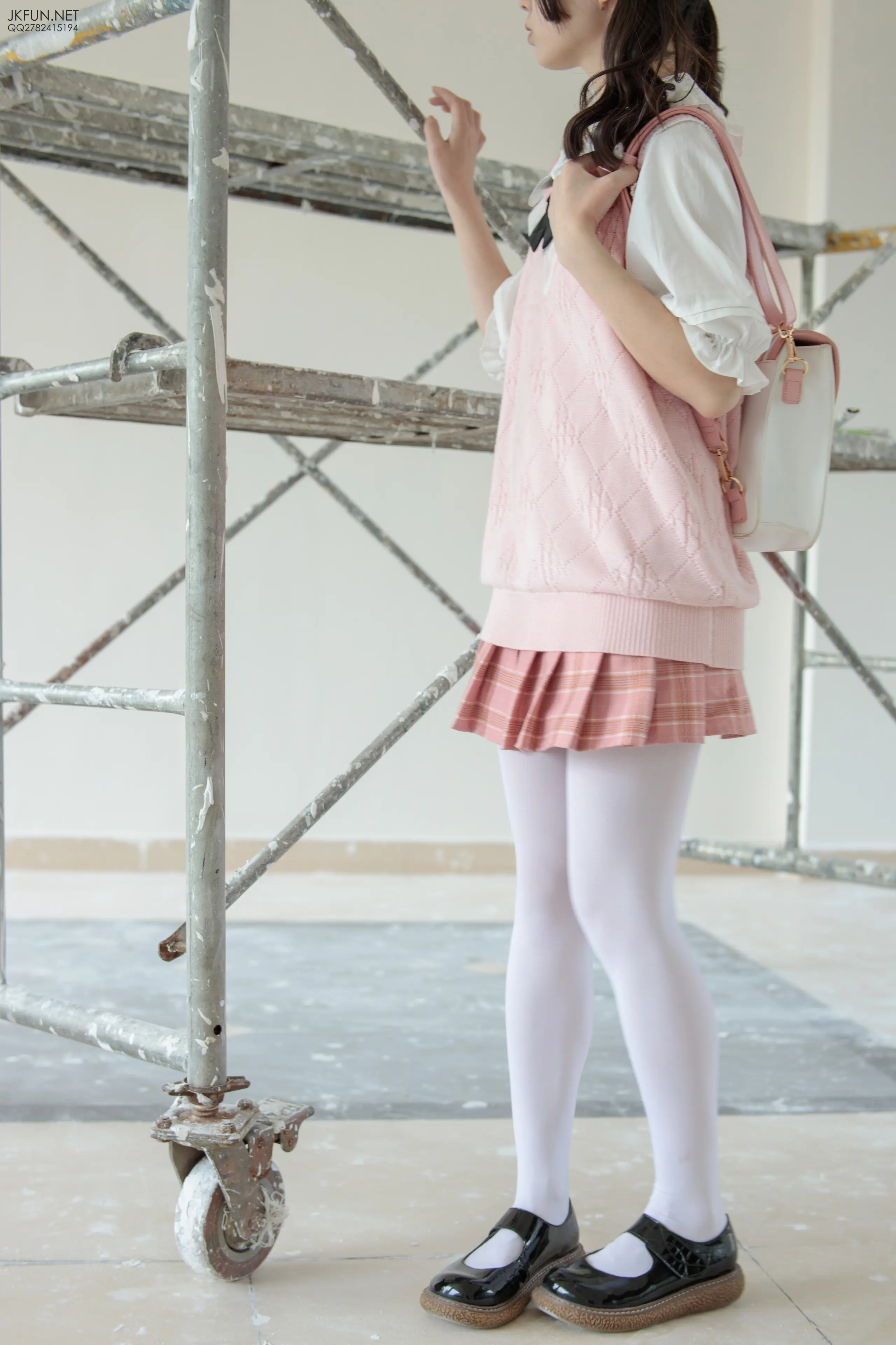 森萝财团 JKFUN 默陌 80D白丝 [126P]