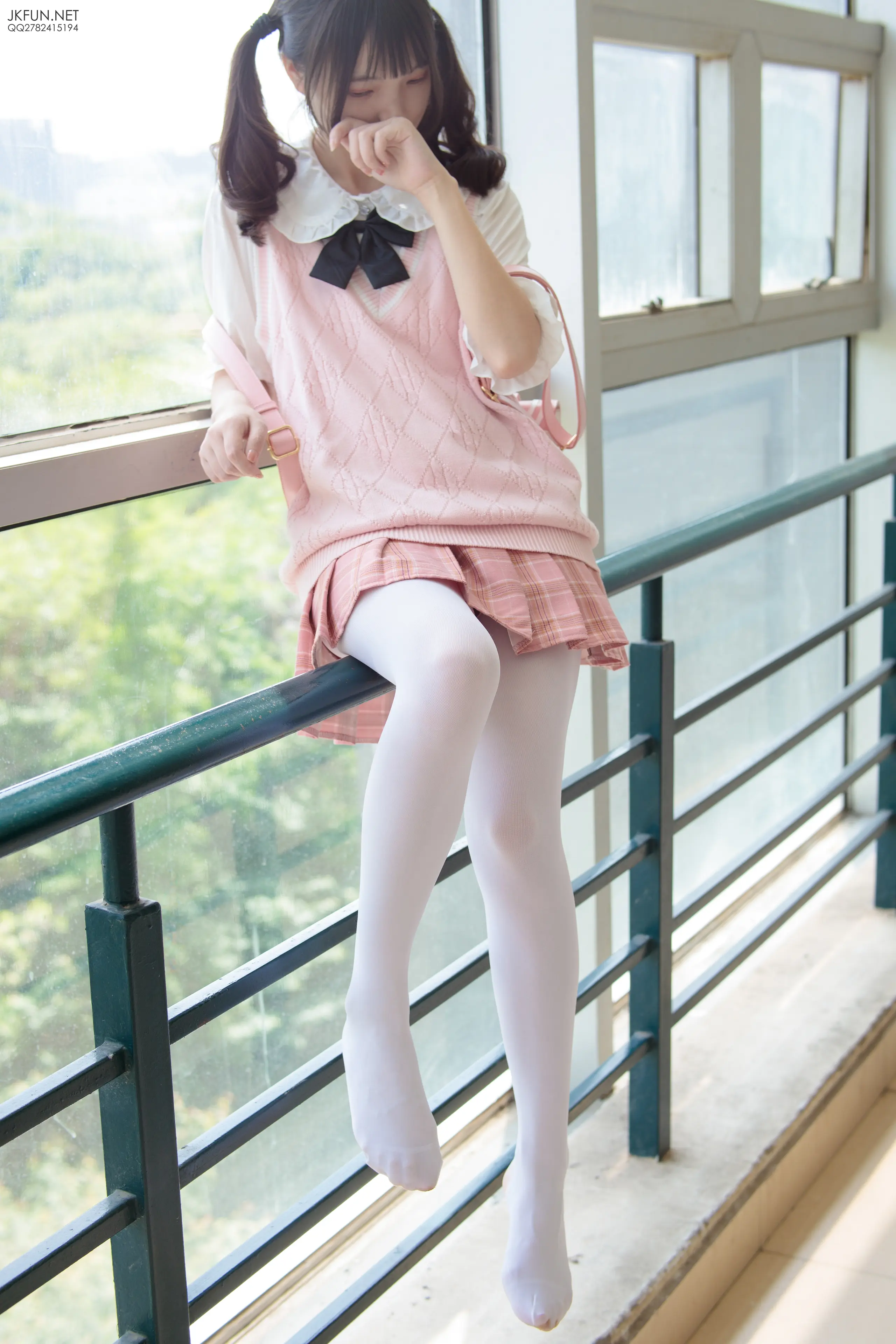 森萝财团 JKFUN 默陌 80D白丝 [126P]