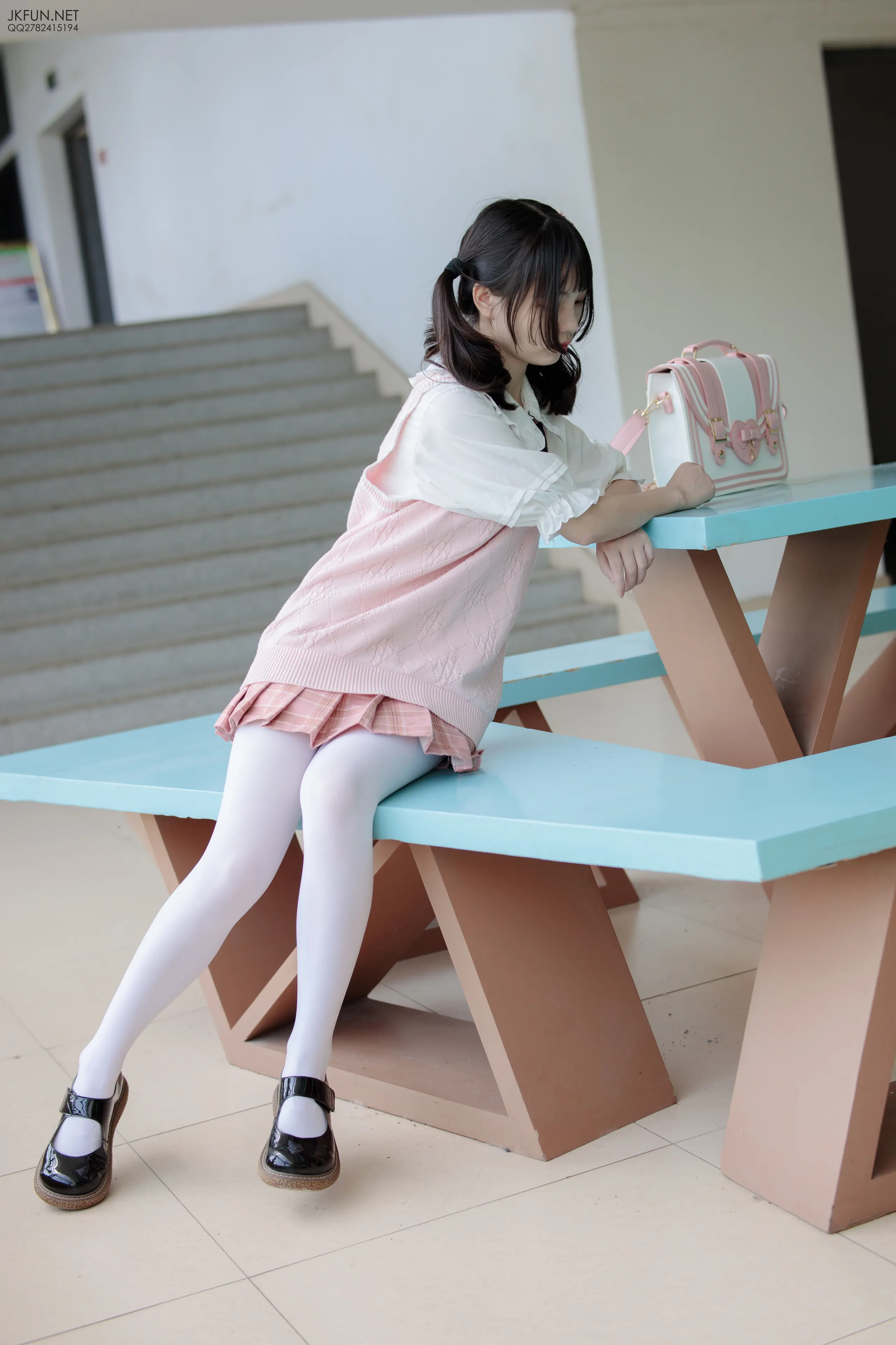 森萝财团 JKFUN 默陌 80D白丝 [126P]