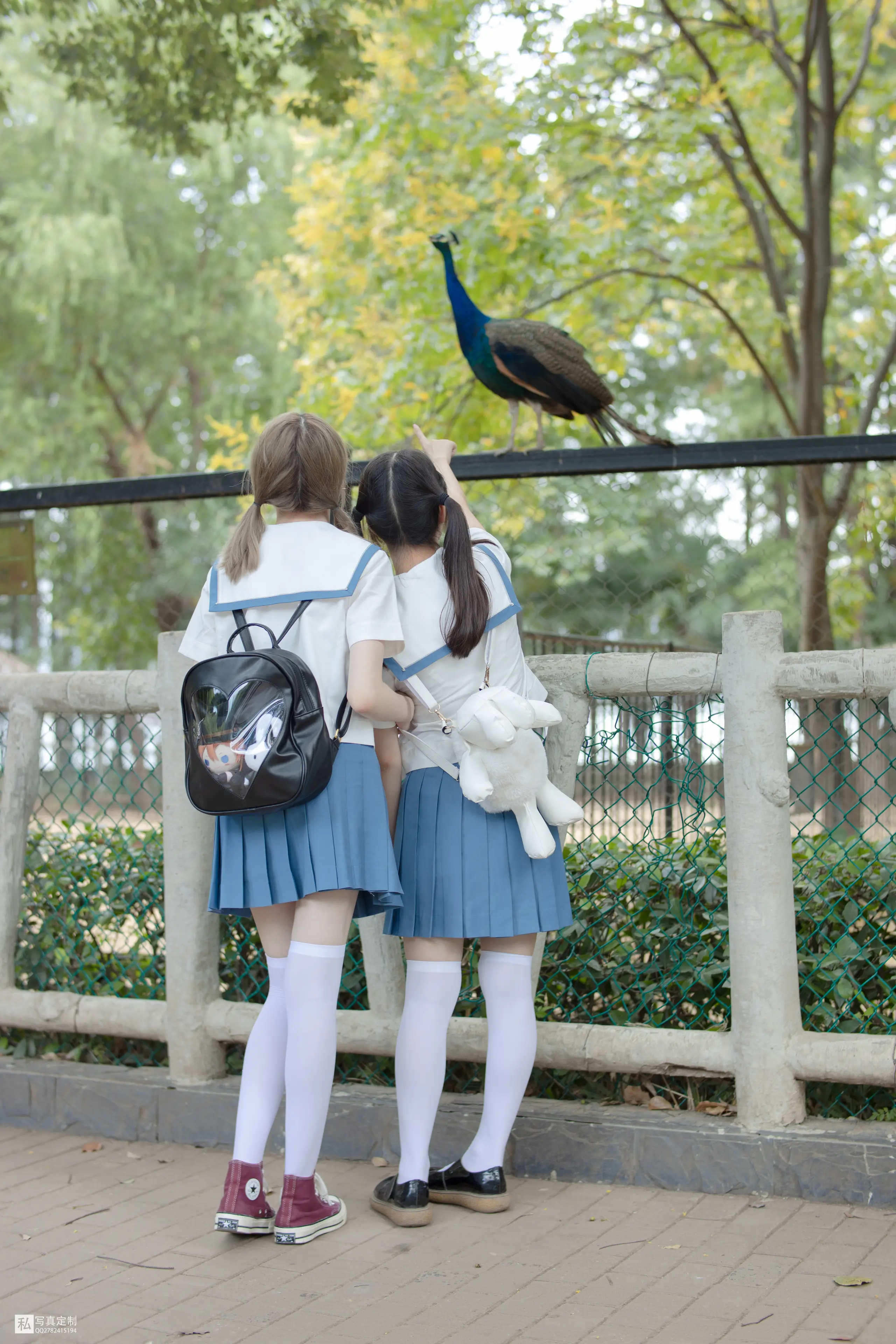 森萝财团 JKFUN 默陌&Aika 80D白丝过膝袜两女一ZOO [93P]