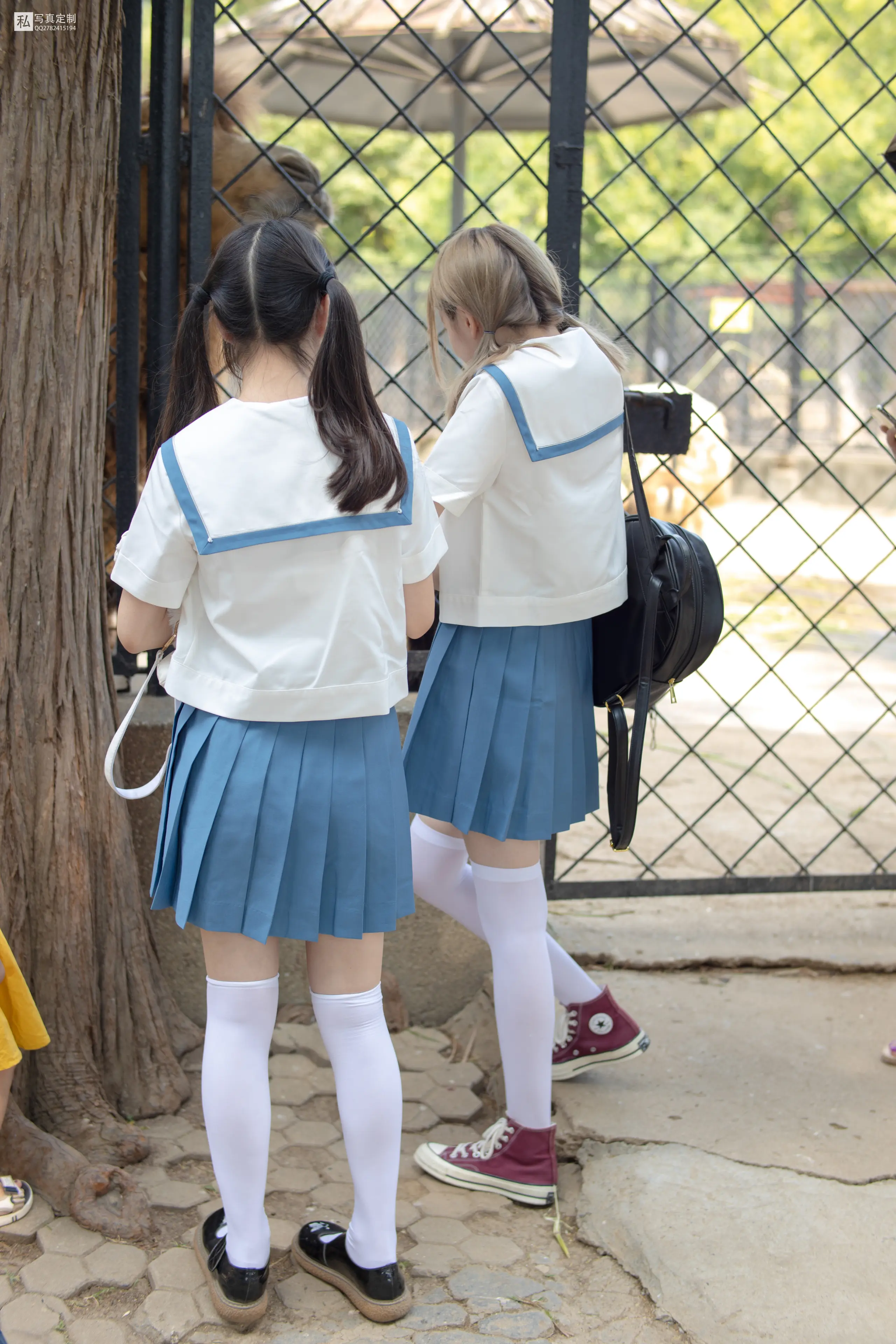 森萝财团 JKFUN 默陌&Aika 80D白丝过膝袜两女一ZOO [93P]