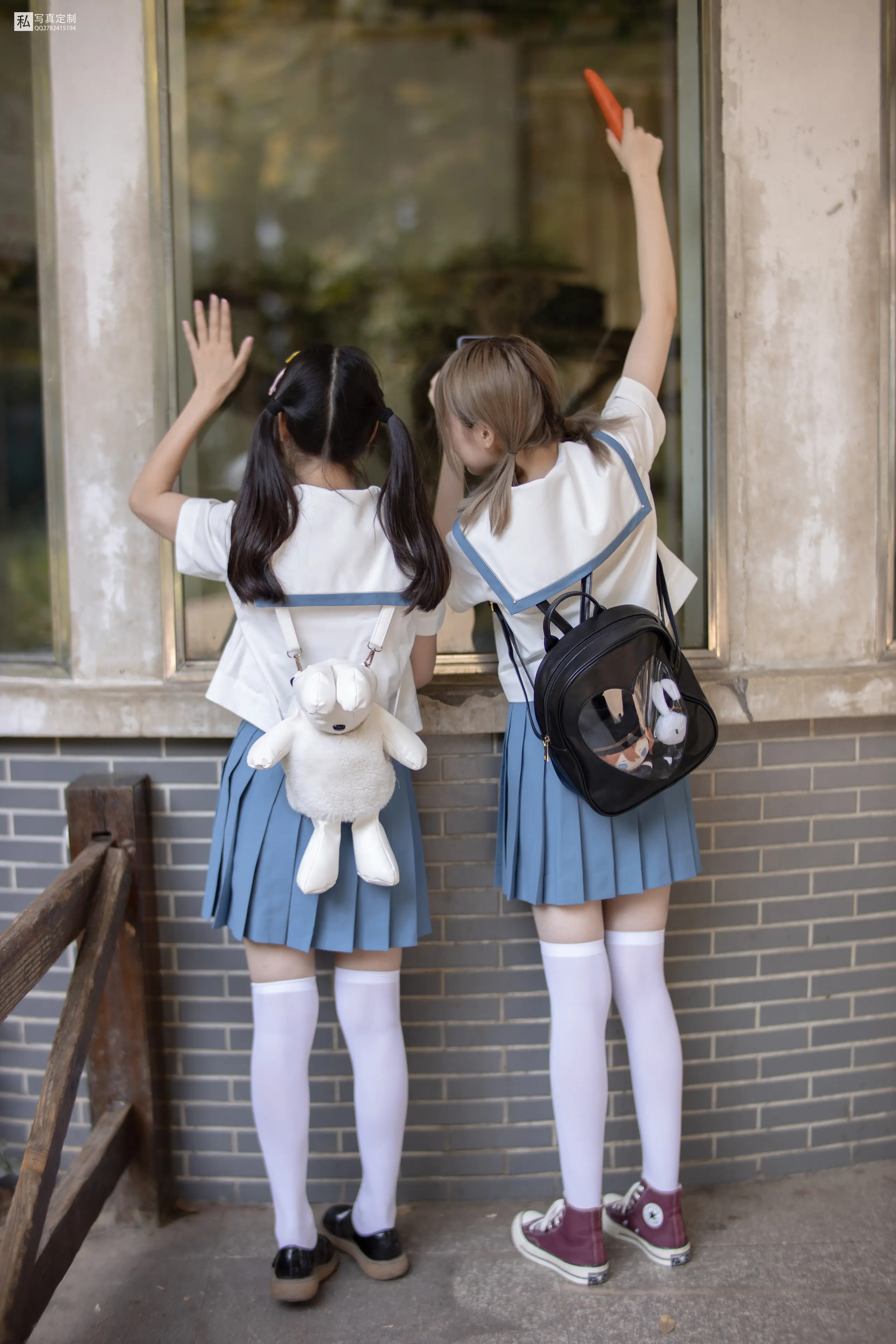 森萝财团 JKFUN 默陌&Aika 80D白丝过膝袜两女一ZOO [93P]