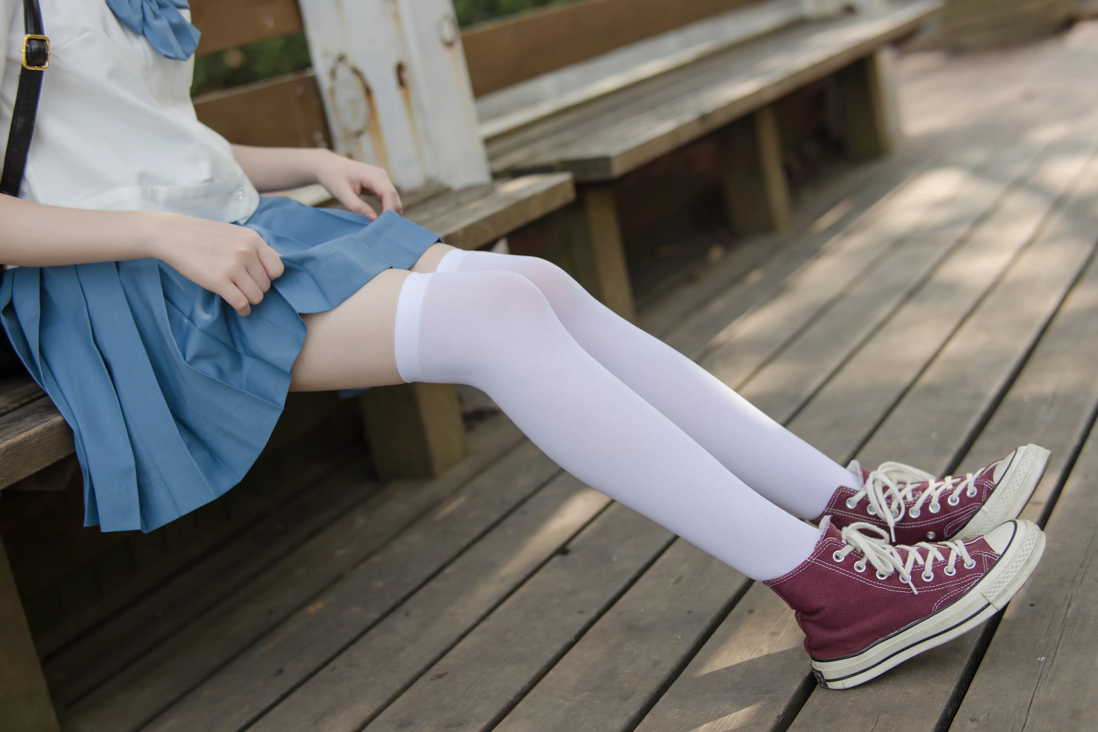 森萝财团 JKFUN 默陌&Aika 80D白丝过膝袜两女一ZOO [93P]