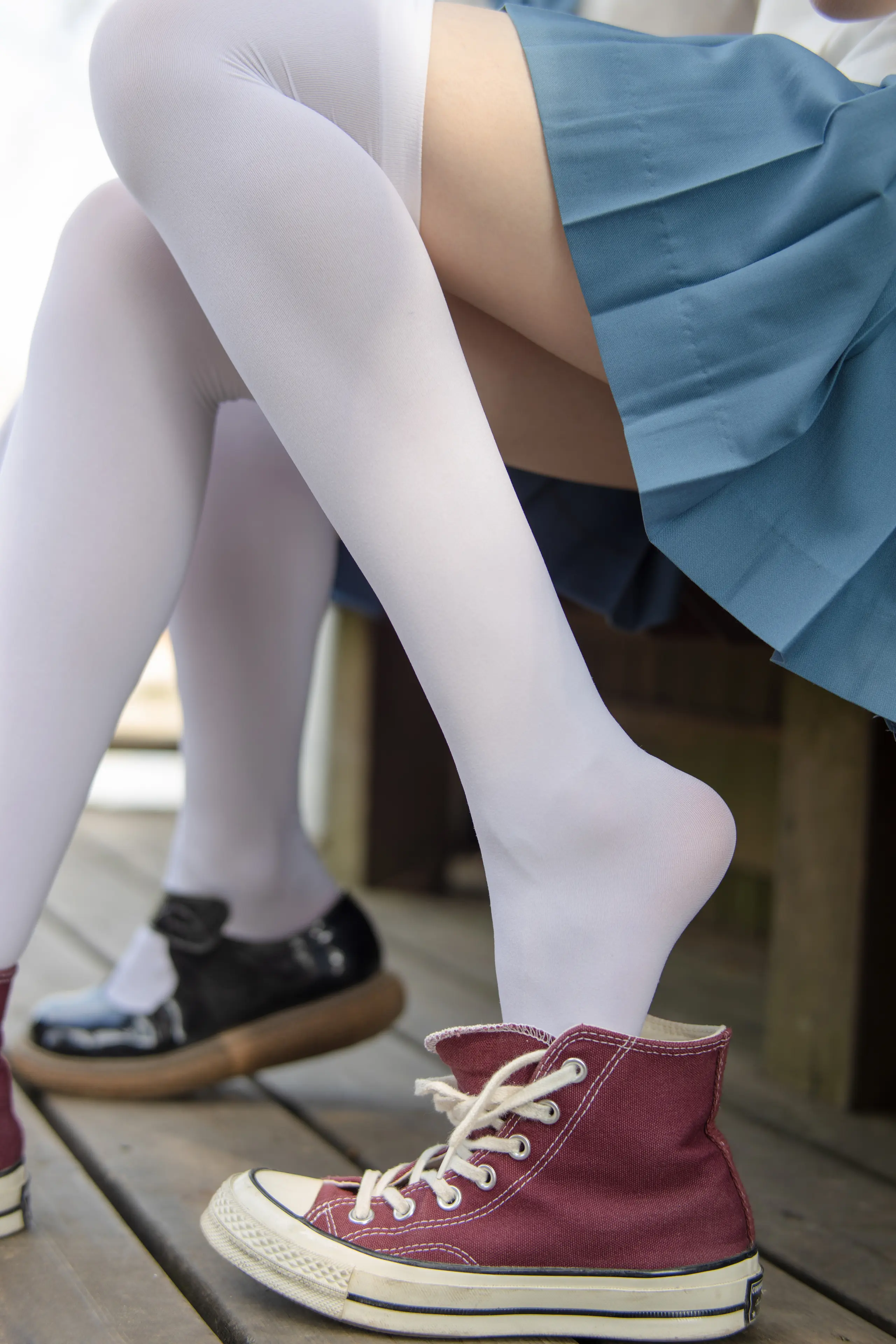 森萝财团 JKFUN 默陌&Aika 80D白丝过膝袜两女一ZOO [93P]