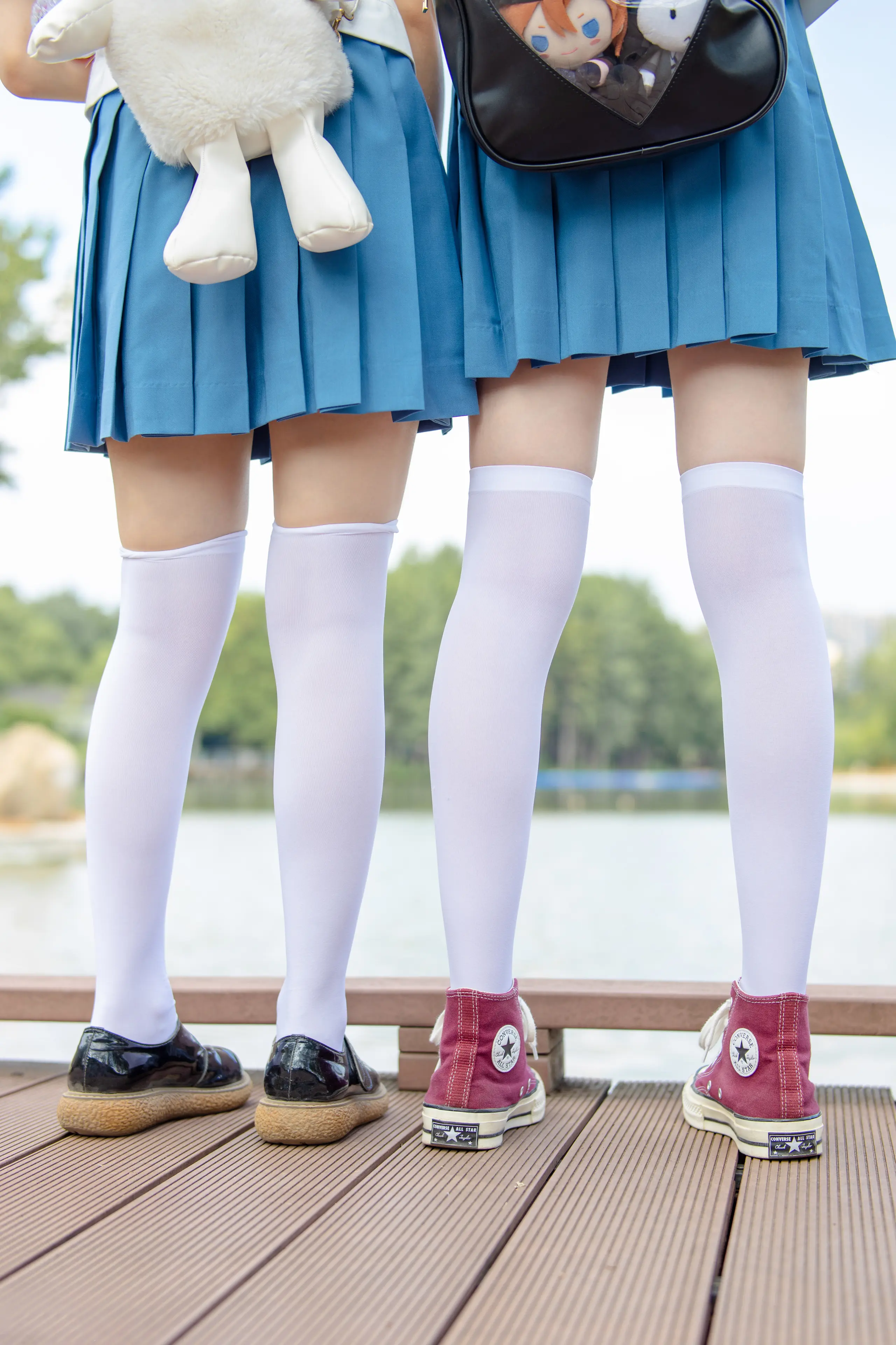 森萝财团 JKFUN 默陌&Aika 80D白丝过膝袜两女一ZOO [93P]