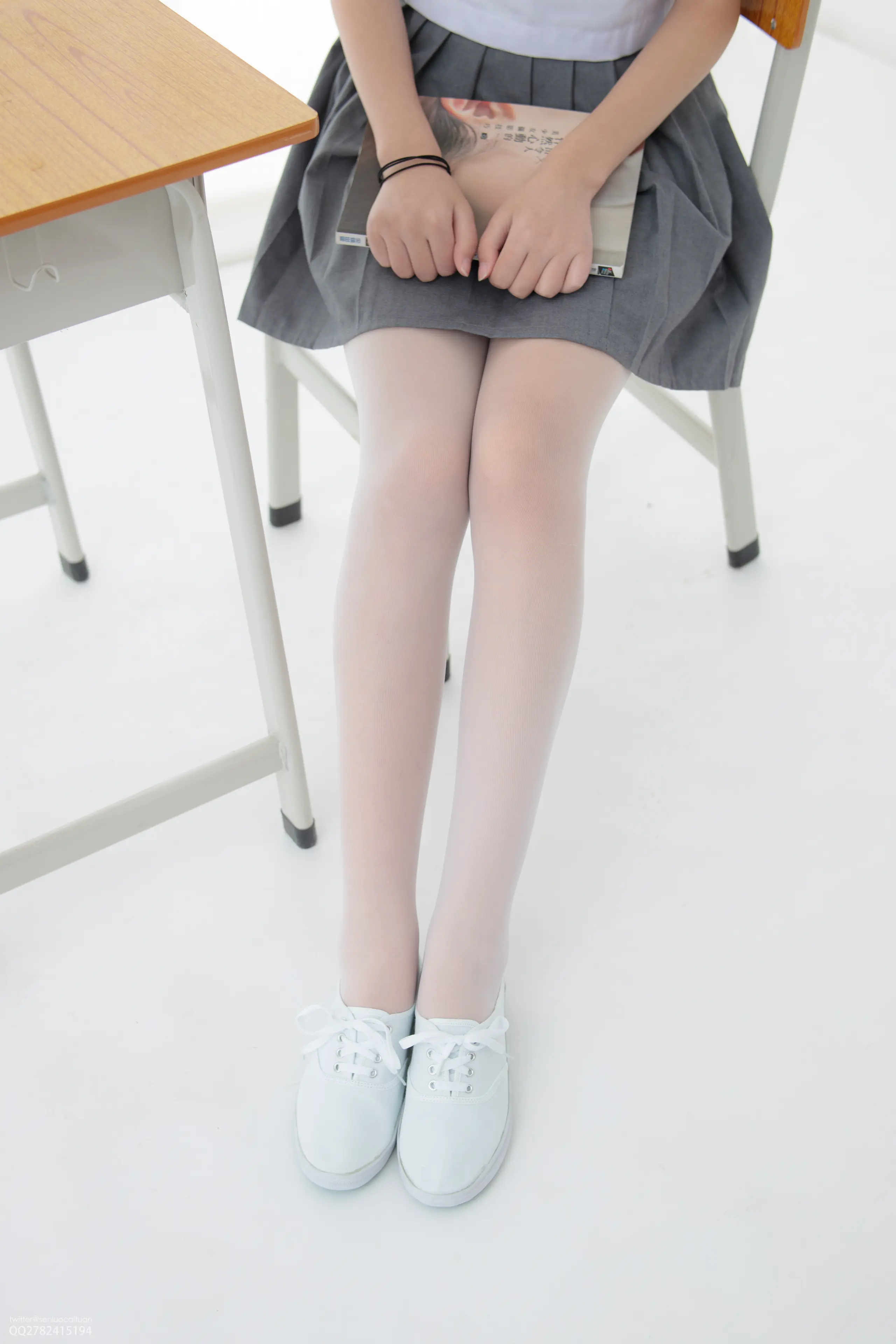 森萝财团 JKFUN 默陌+芝士 13D白丝白丝网鞋合辑 [104P]