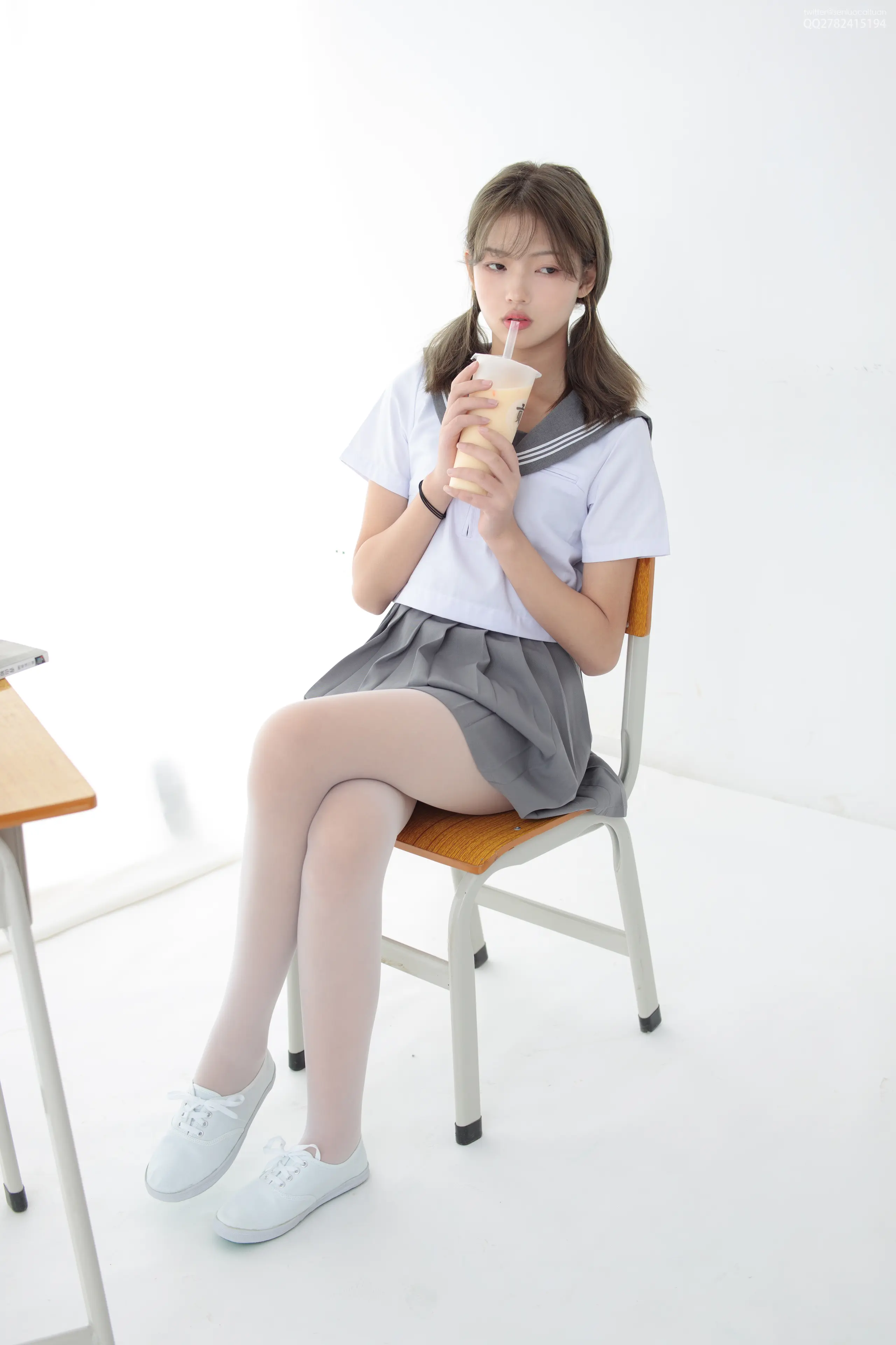 森萝财团 JKFUN 默陌+芝士 13D白丝白丝网鞋合辑 [104P]