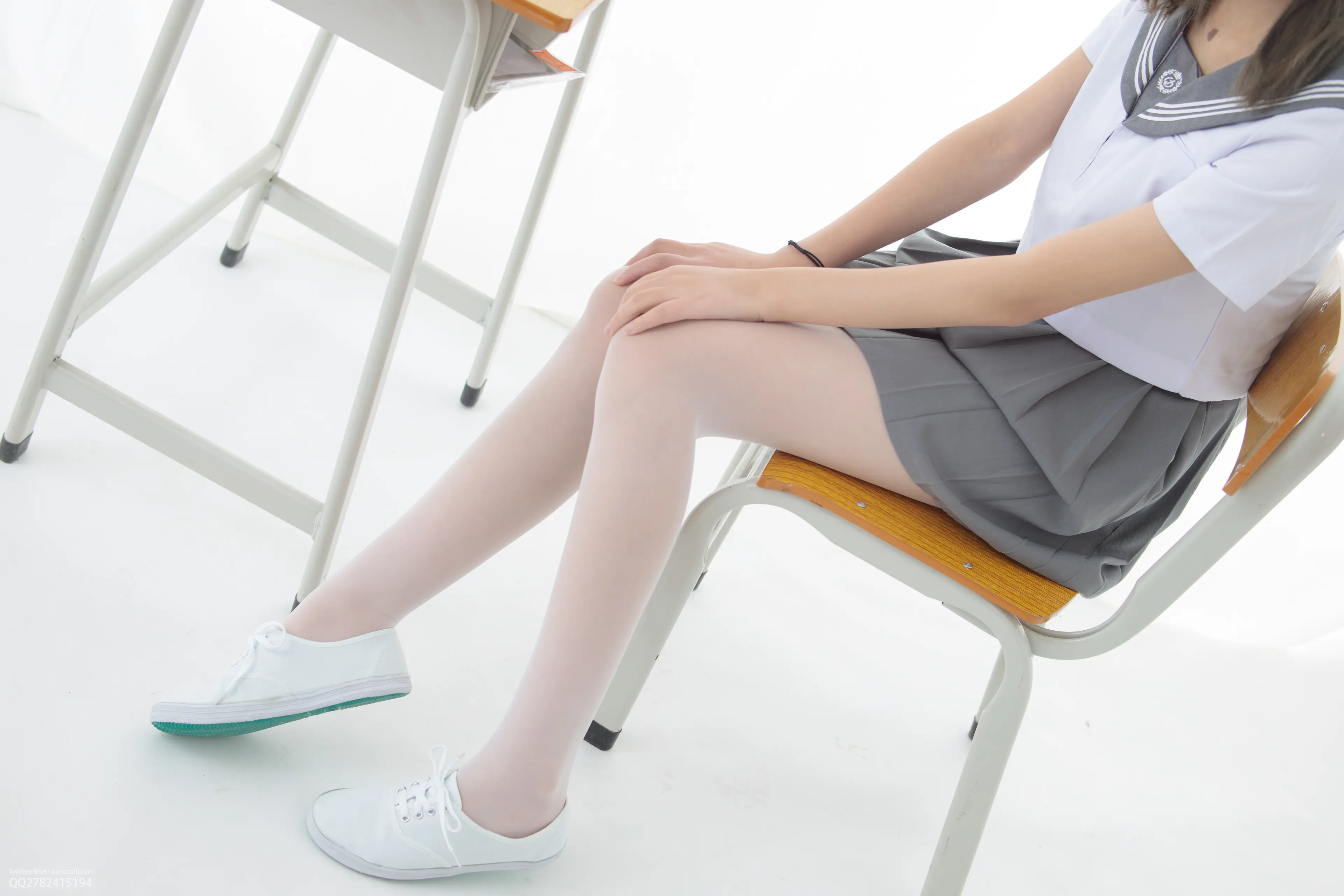 森萝财团 JKFUN 默陌+芝士 13D白丝白丝网鞋合辑 [104P]