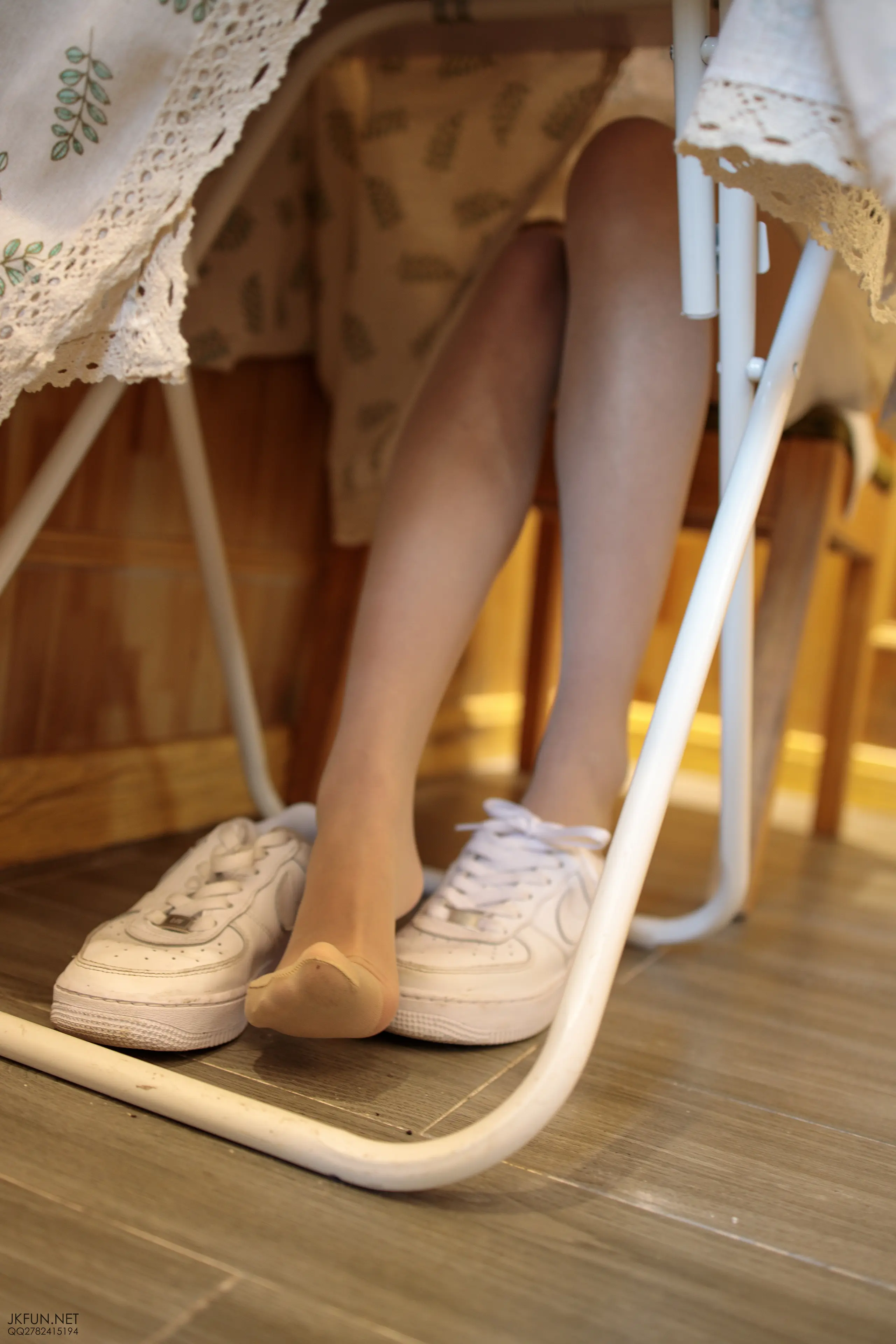 森萝财团 JKFUN 10D肉丝运动鞋桌 [102P]