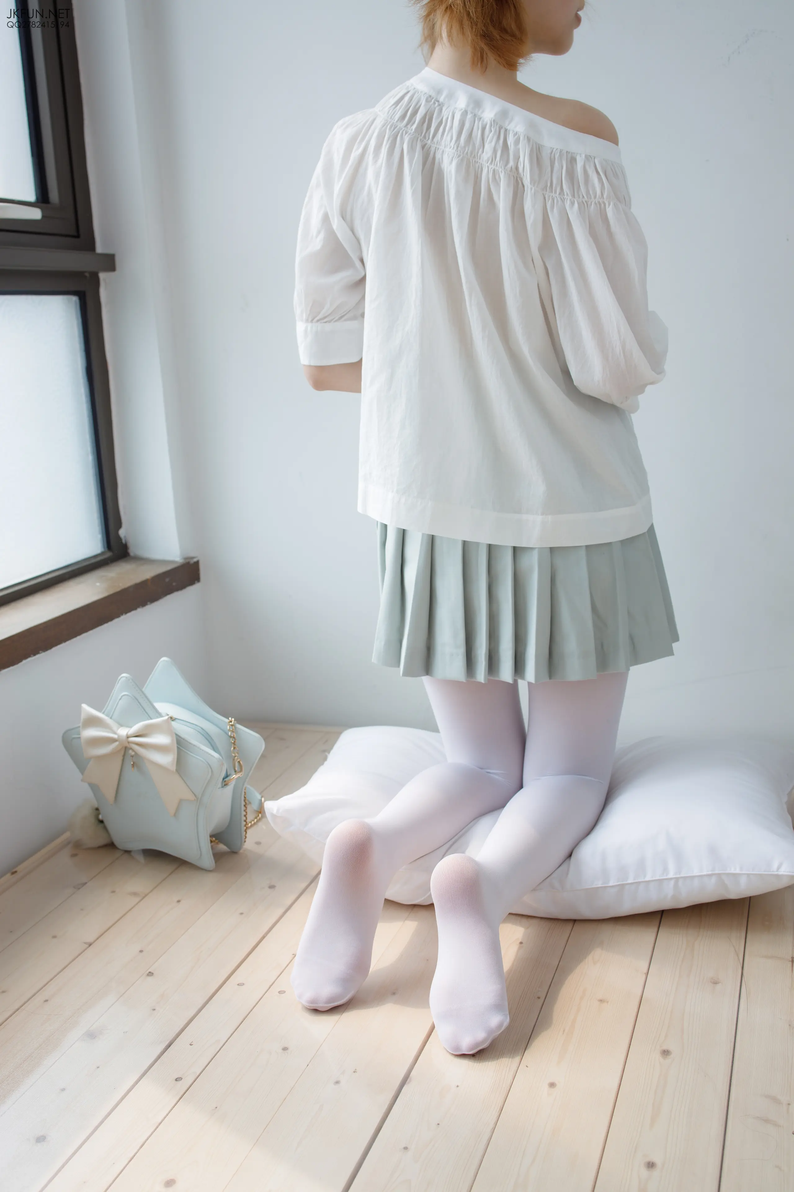 森萝财团 JKFUN 50D白丝按摩仪 [105P]