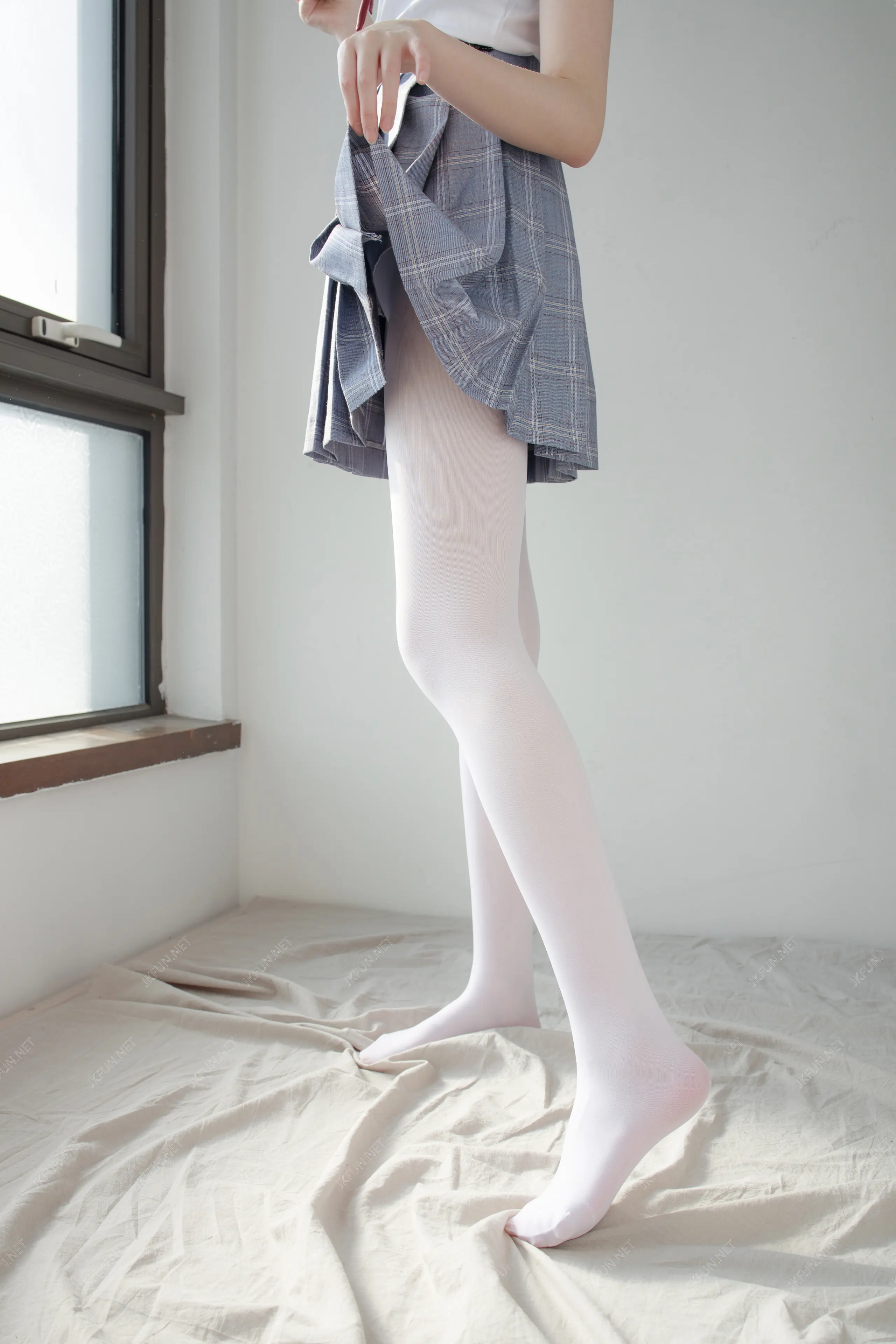 森萝财团 JKFUN Aika 可爱学妹丝足 [230P]