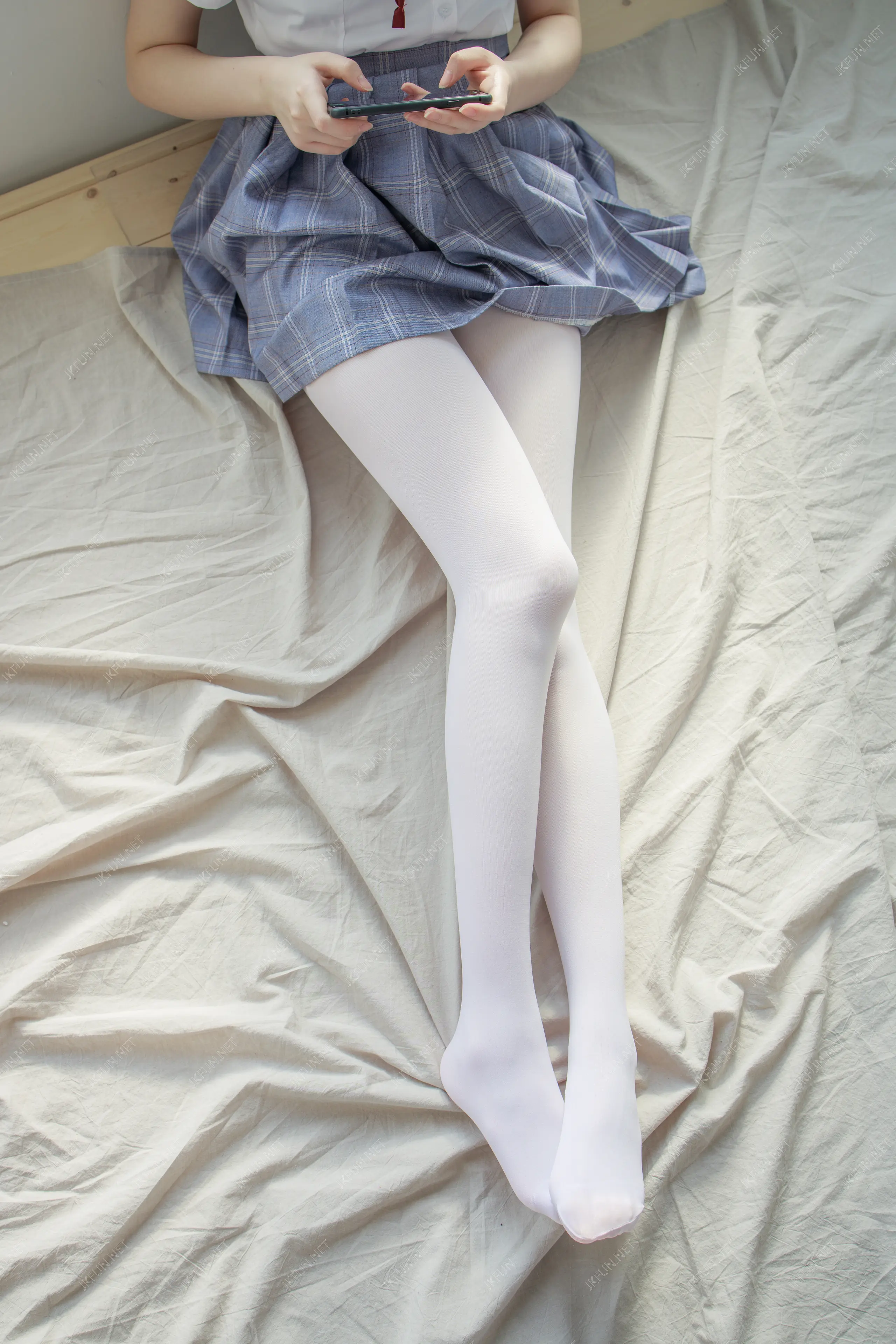 森萝财团 JKFUN Aika 可爱学妹丝足 [230P]