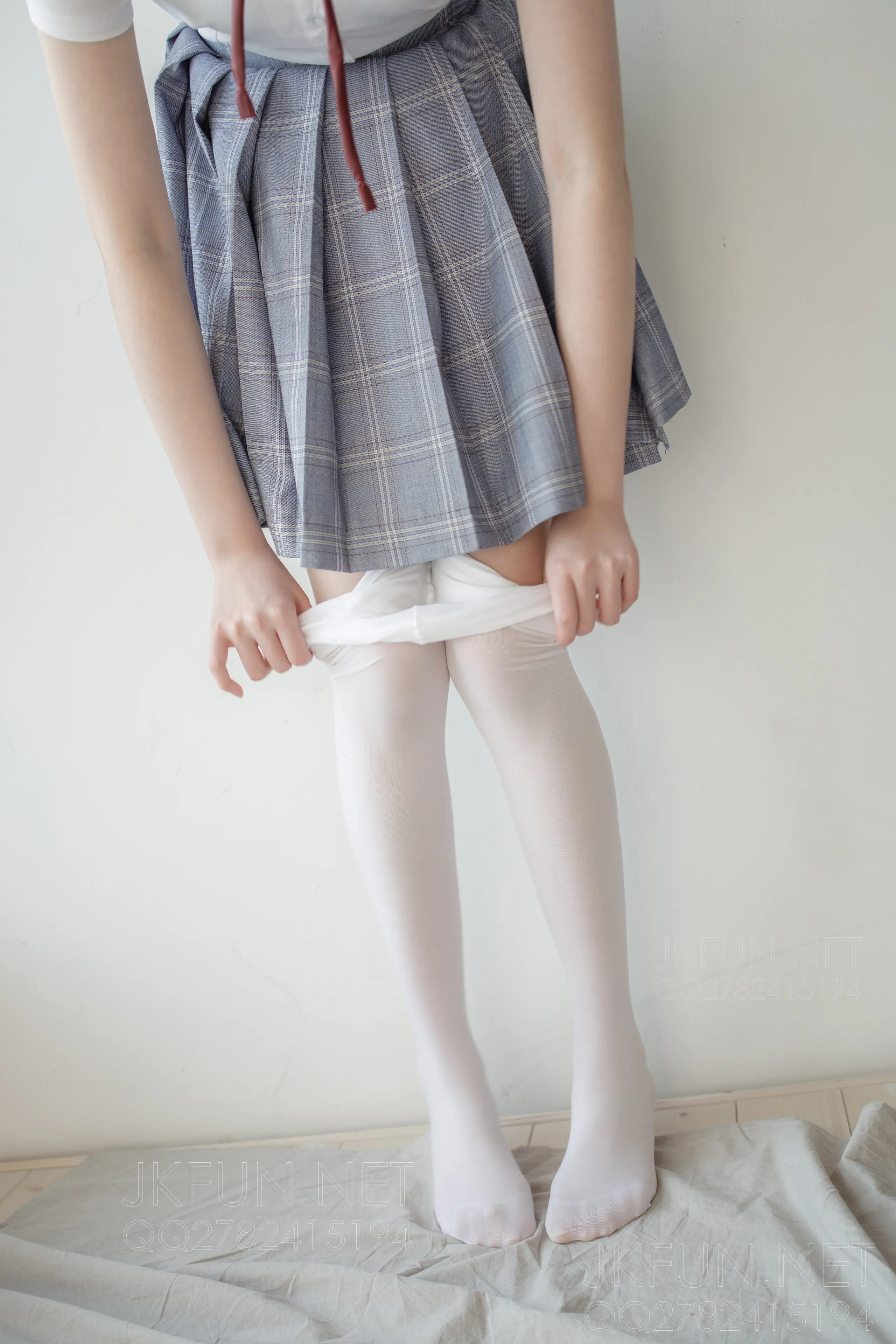 森萝财团 JKFUN Aika 可爱学妹丝足 [230P]