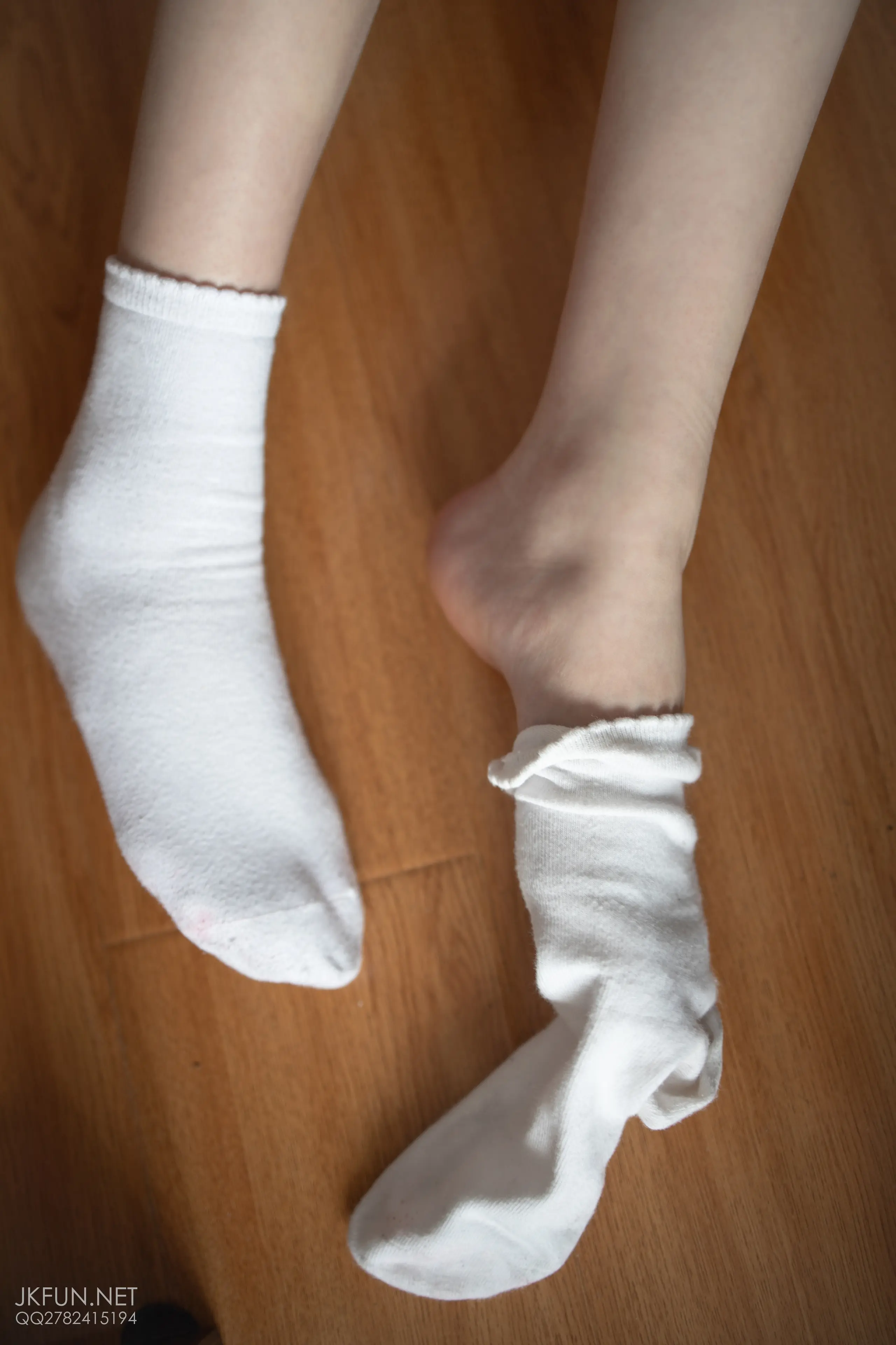 森萝财团 JKFUN Aika 可爱学妹丝足 [230P]