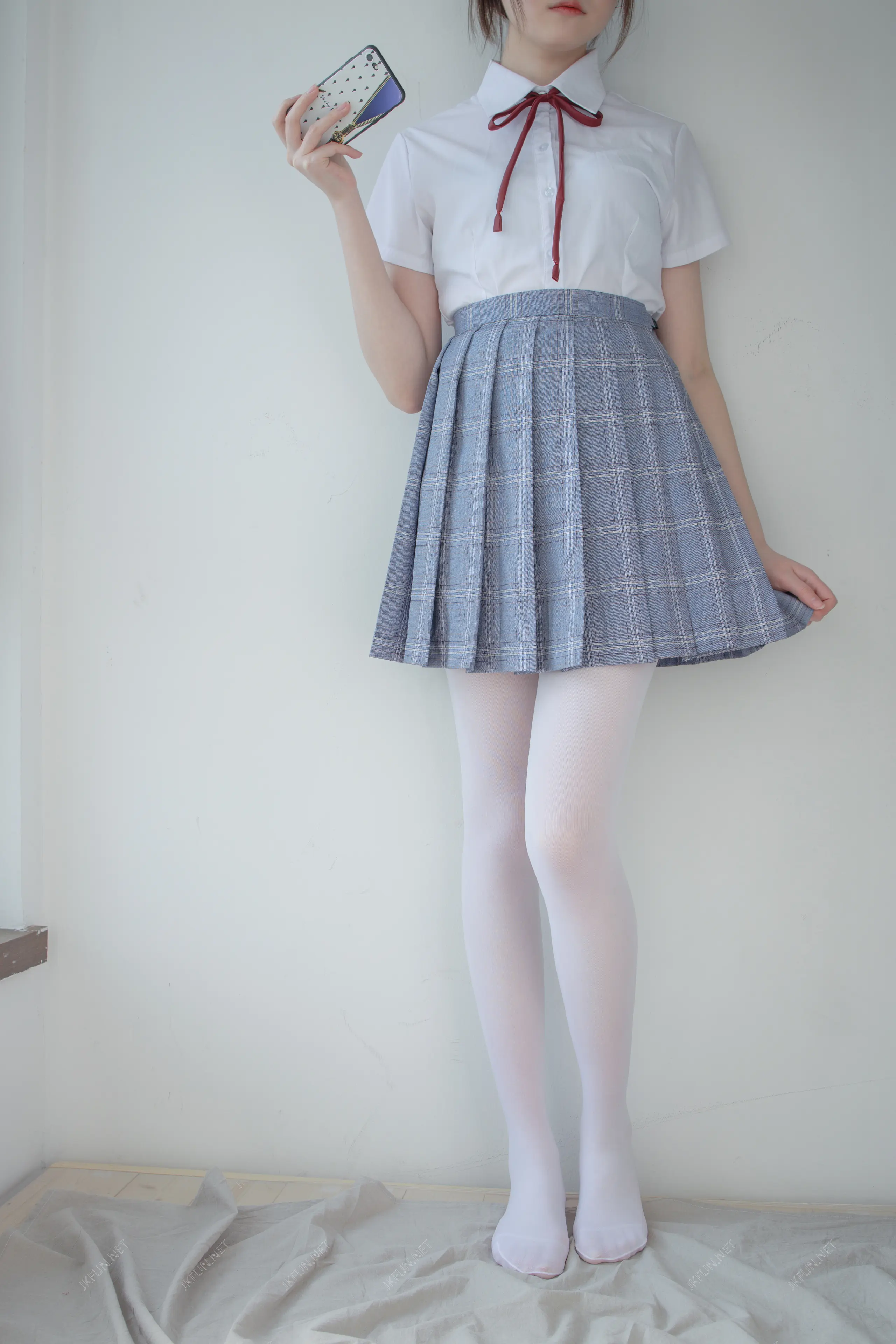 森萝财团 JKFUN Aika 可爱学妹丝足 [230P]