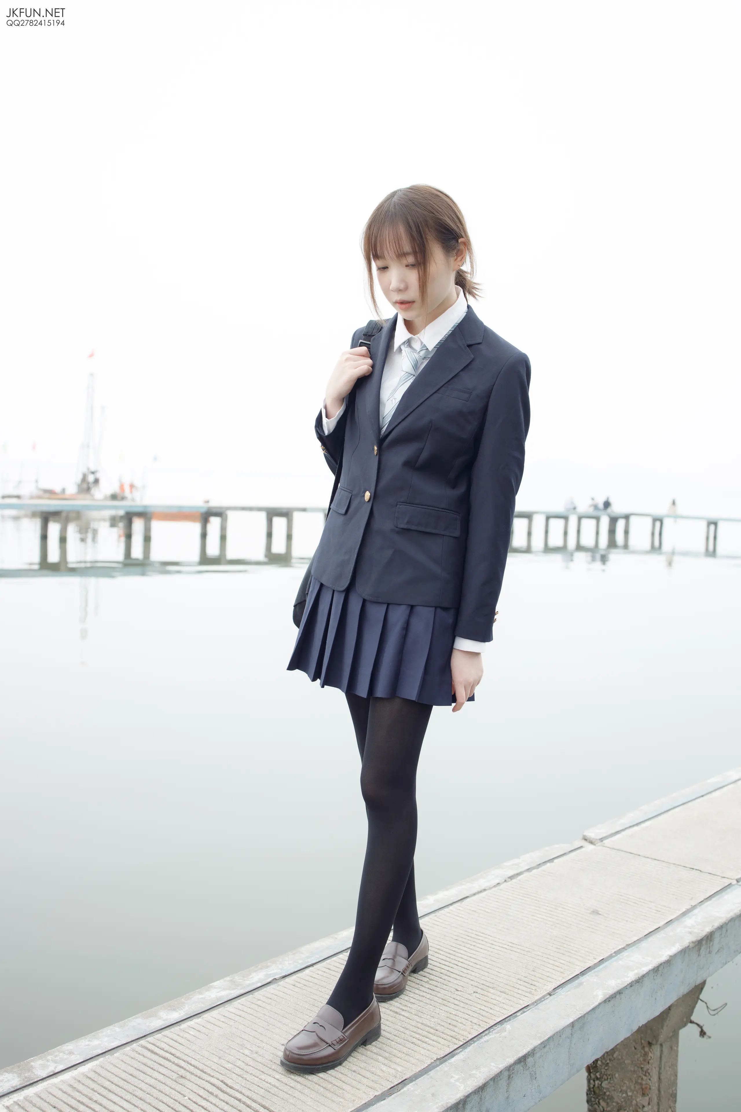 森萝财团 JKFUN Aika 日系黑丝 [140P]