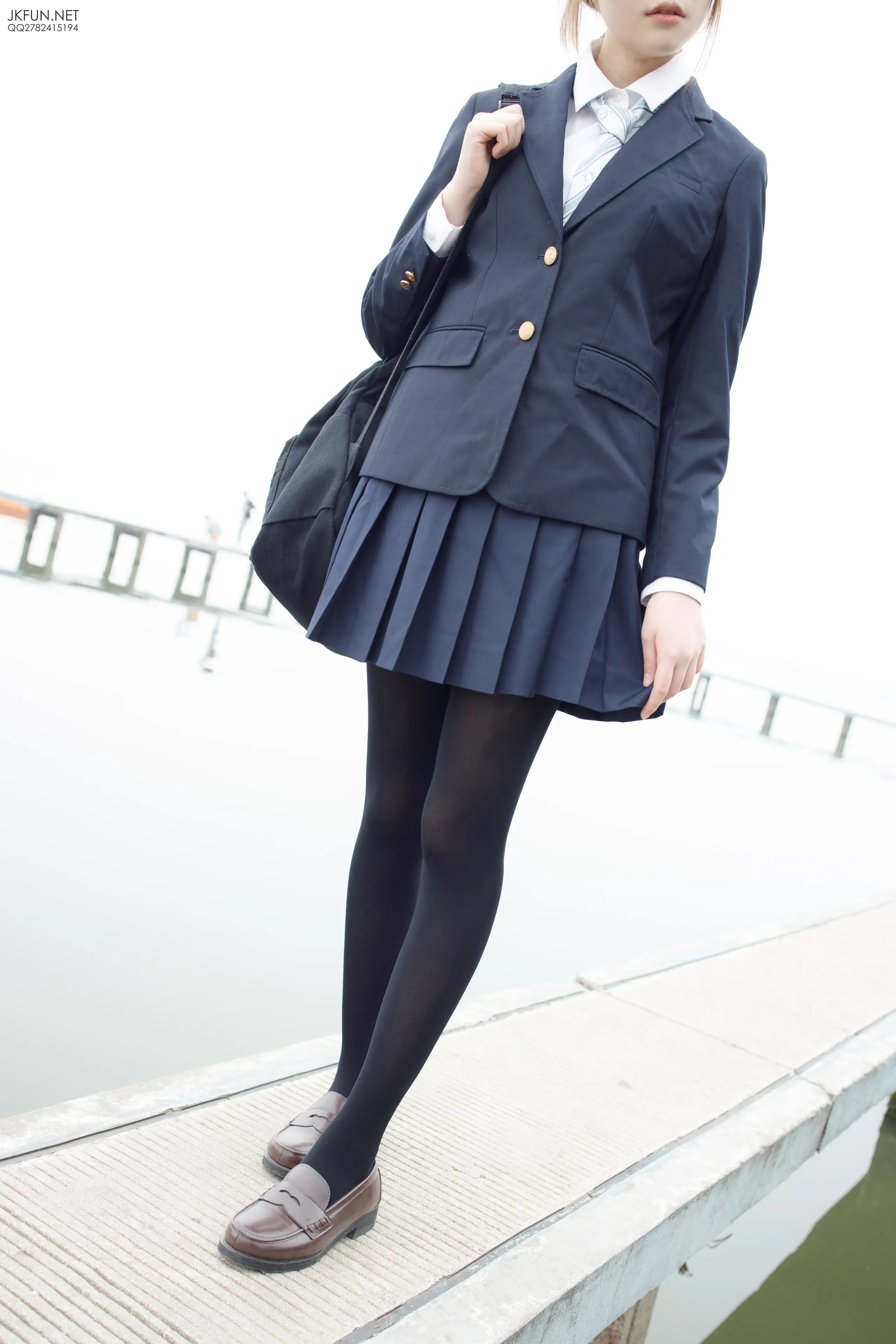 森萝财团 JKFUN Aika 日系黑丝 [140P]