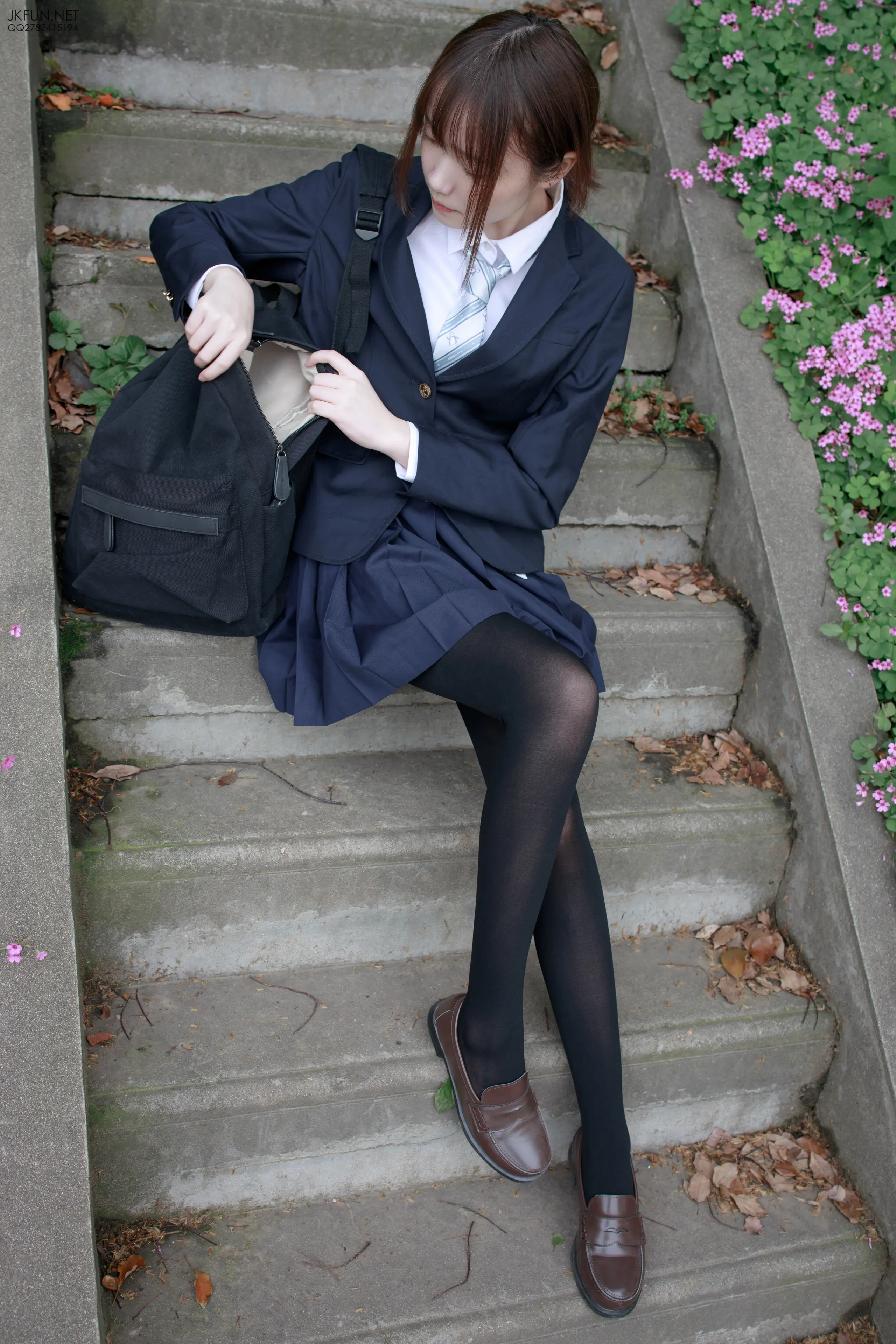 森萝财团 JKFUN Aika 日系黑丝 [140P]