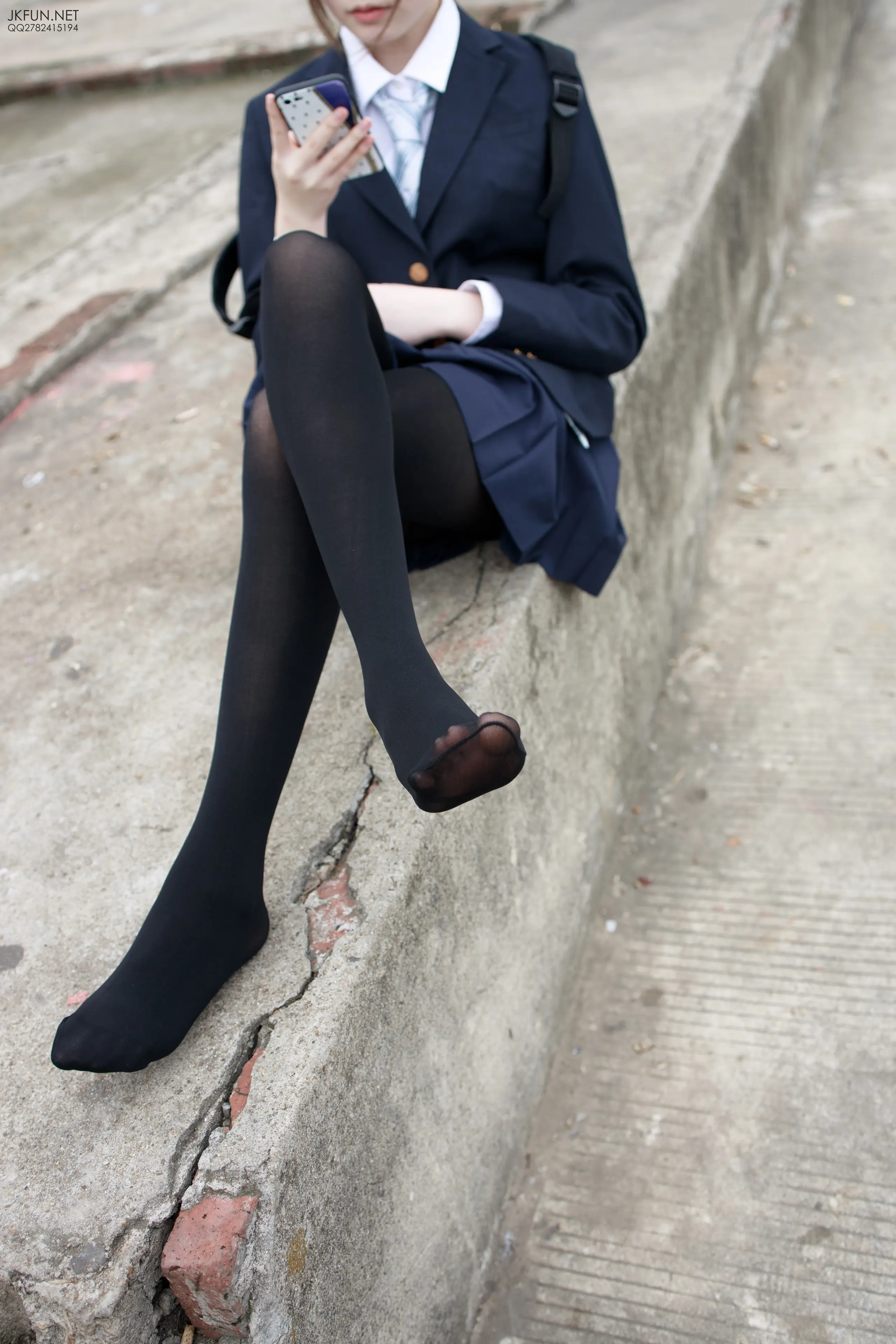 森萝财团 JKFUN Aika 日系黑丝 [140P]