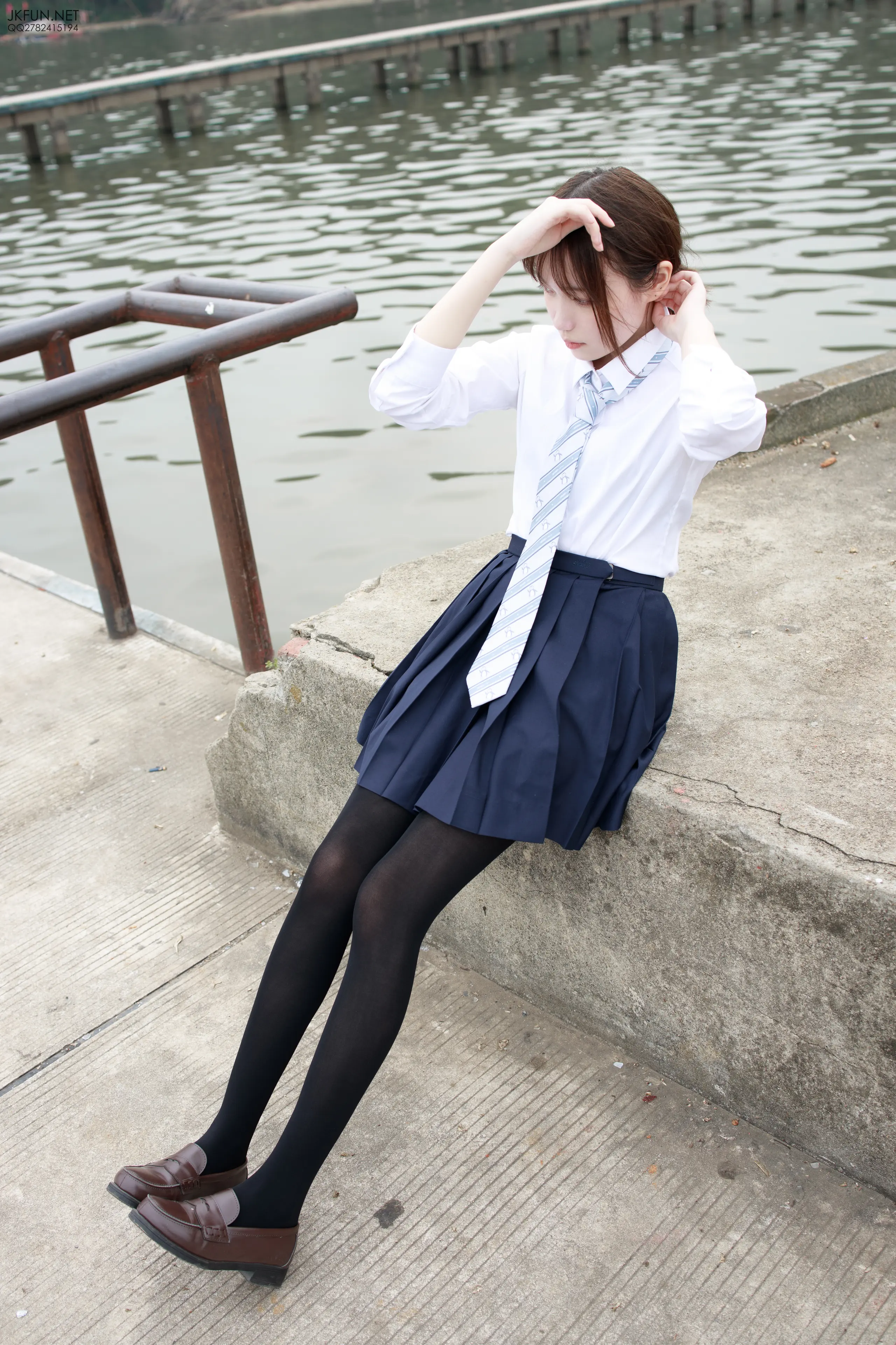 森萝财团 JKFUN Aika 日系黑丝 [140P]