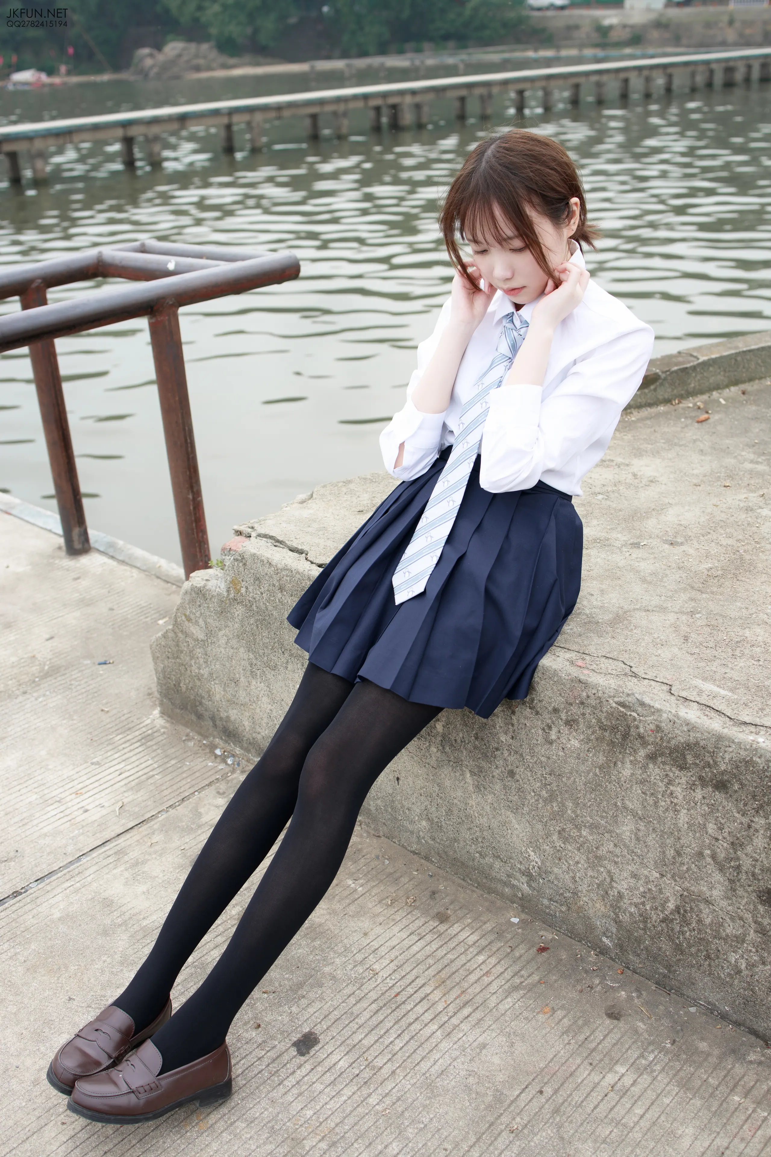 森萝财团 JKFUN Aika 日系黑丝 [140P]