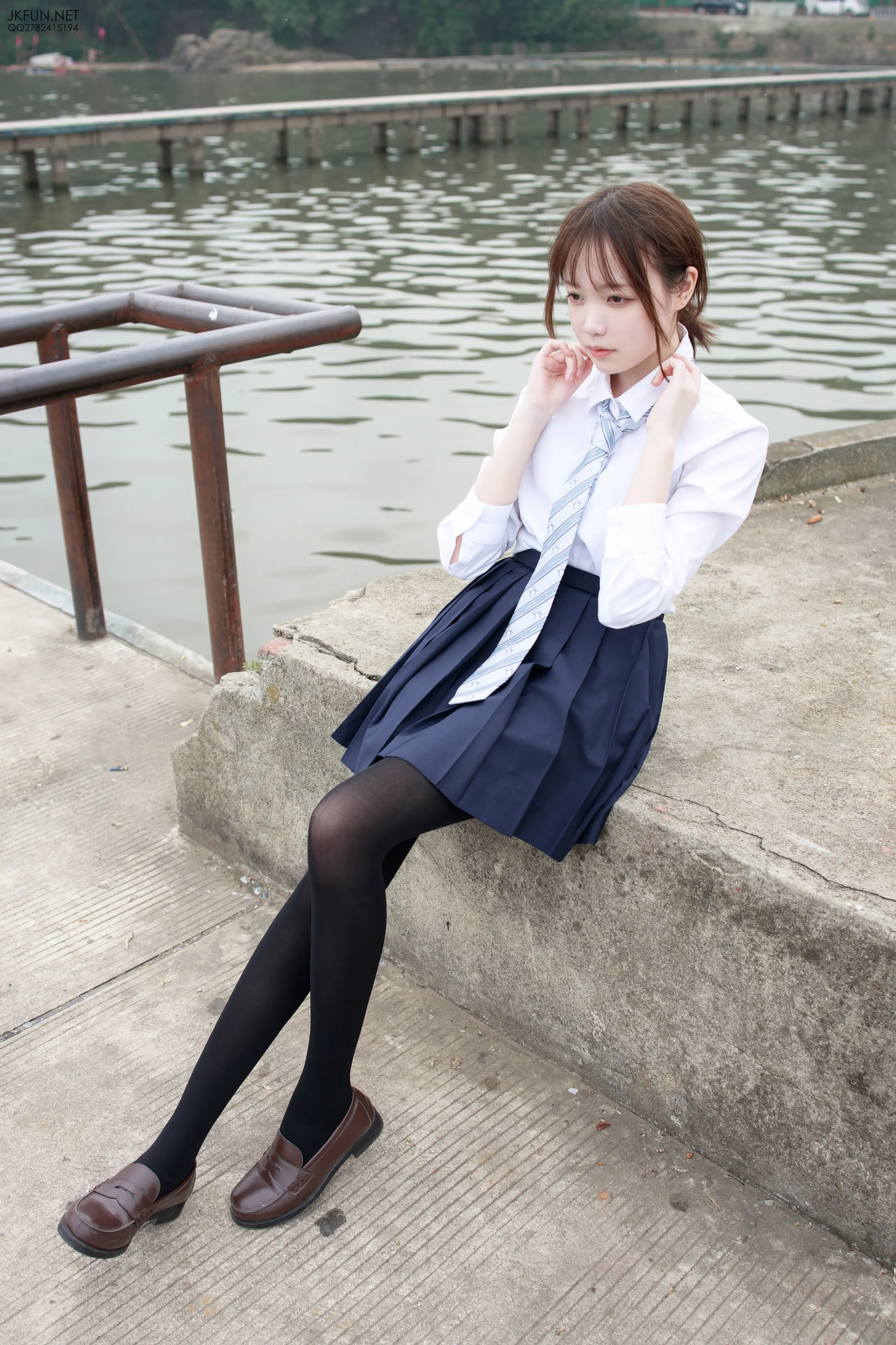 森萝财团 JKFUN Aika 日系黑丝 [140P]