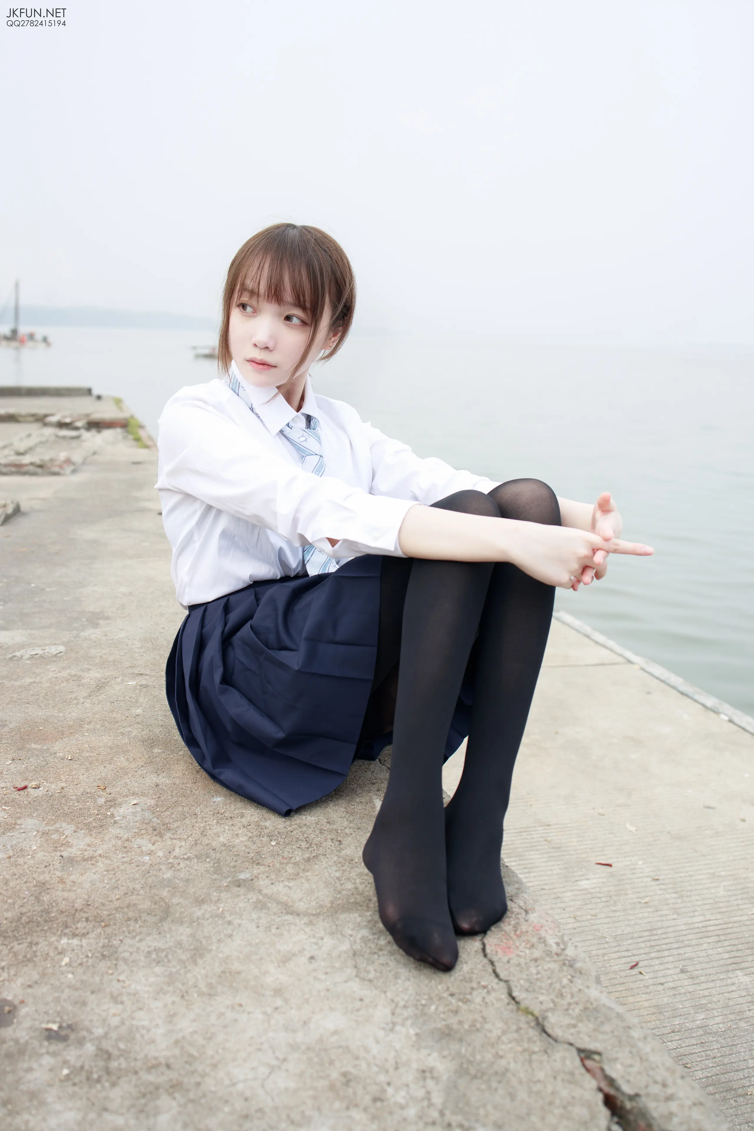 森萝财团 JKFUN Aika 日系黑丝 [140P]