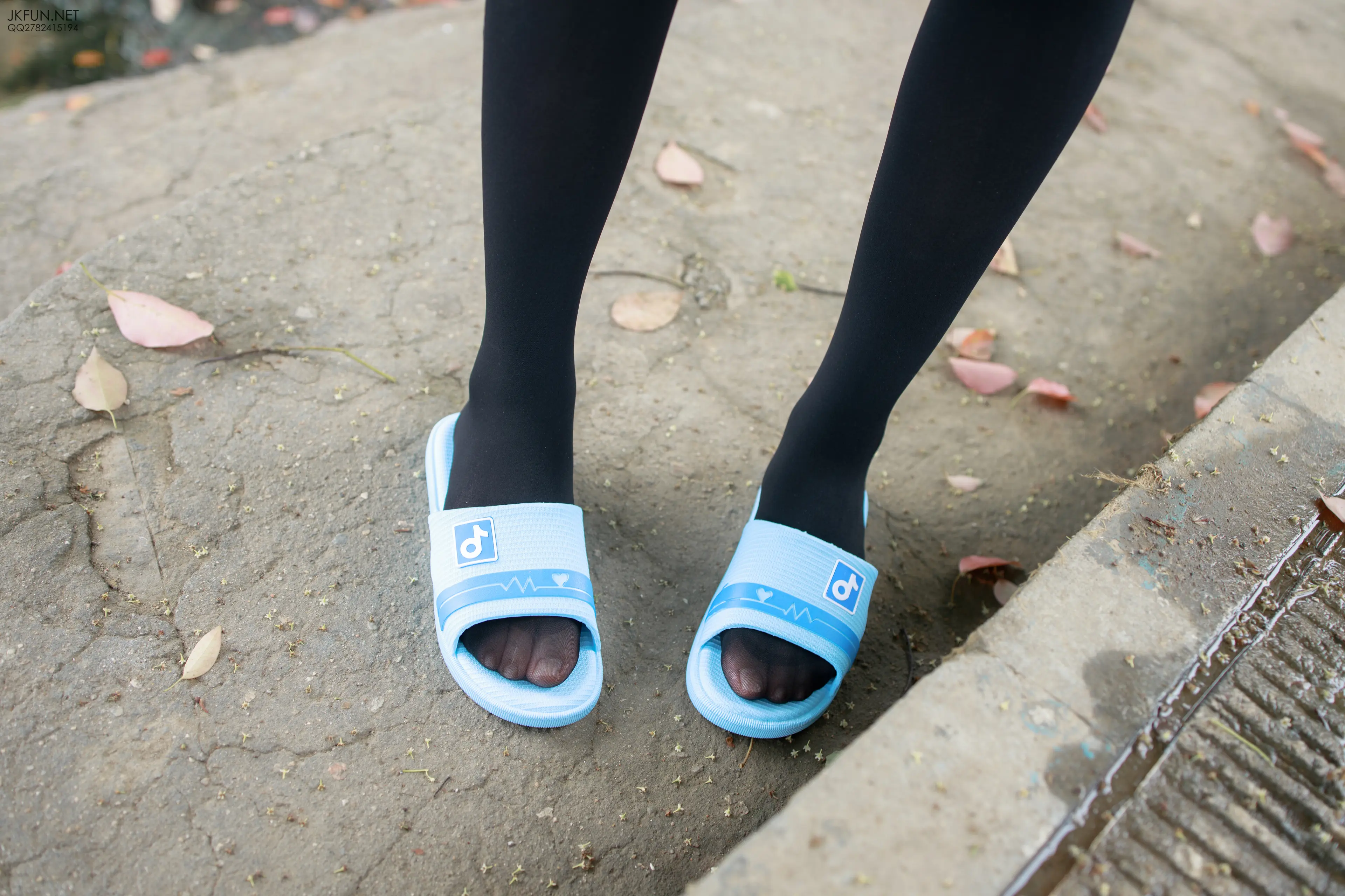 森萝财团 JKFUN Aika 日系黑丝 [140P]