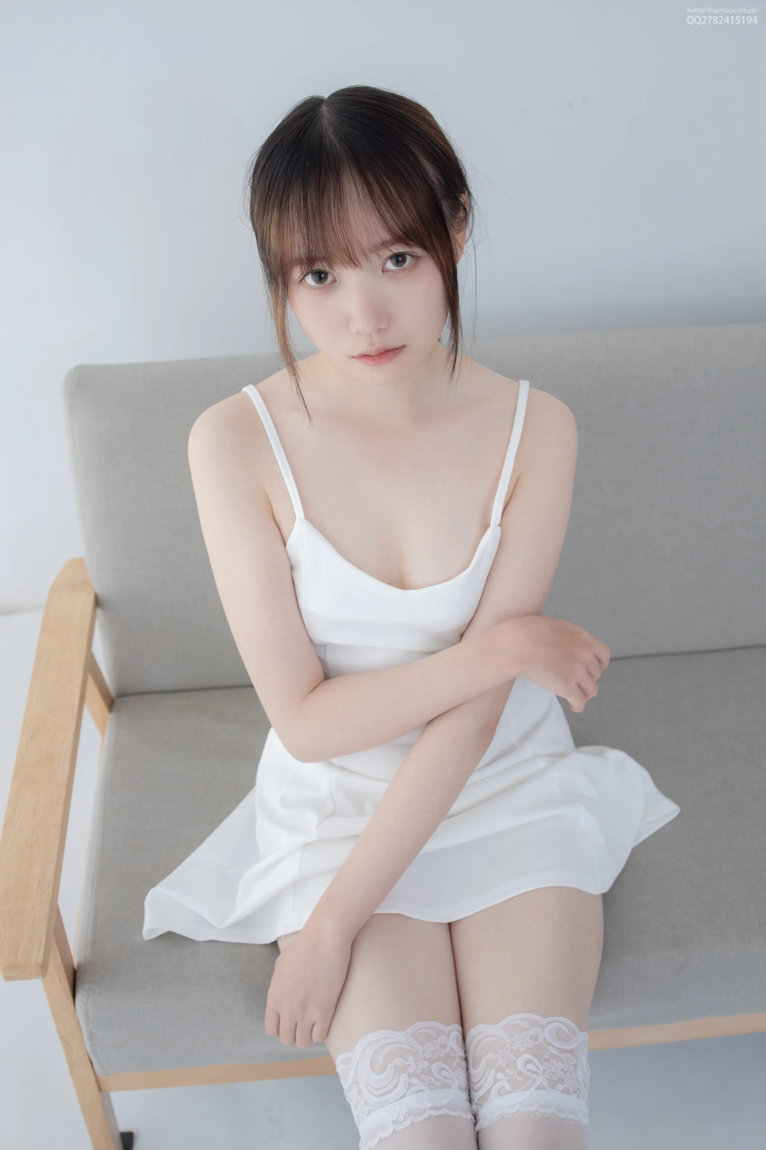 森萝财团 JKFUN Aika 百元团定制1-5 30D蕾丝边高筒袜白色吊带裙 [34P]