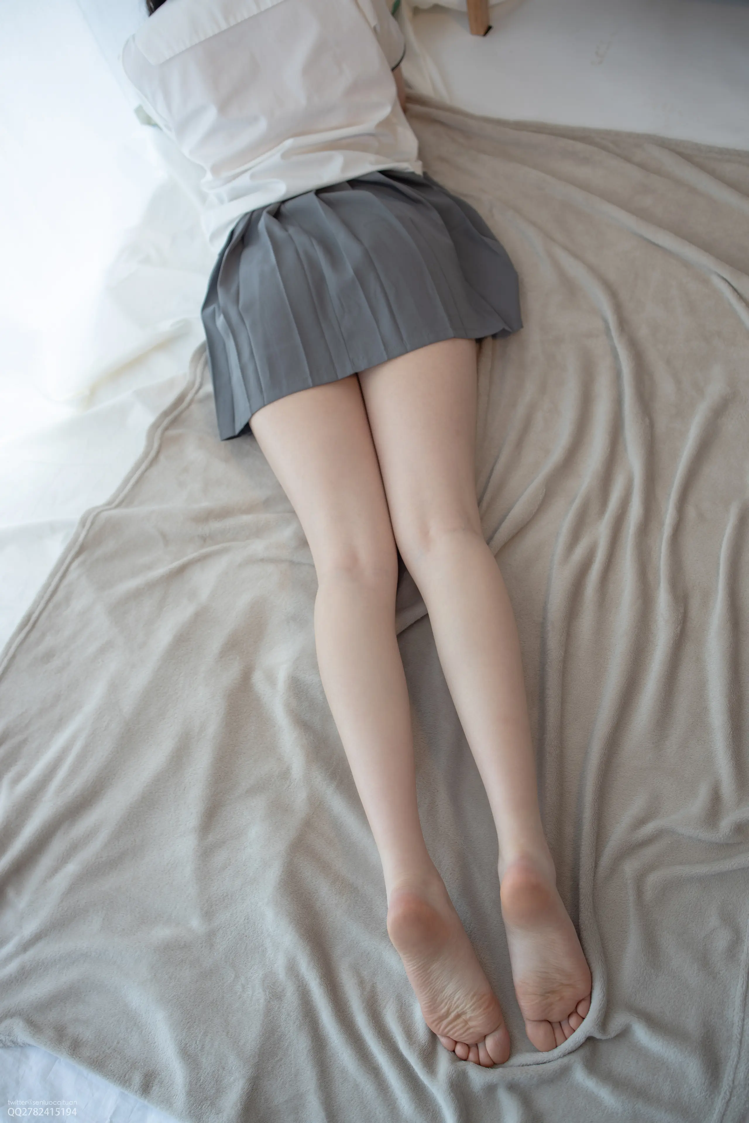 森萝财团 JKFUN Aika 百圆定制1.5-1 JK制服果足 [69P]