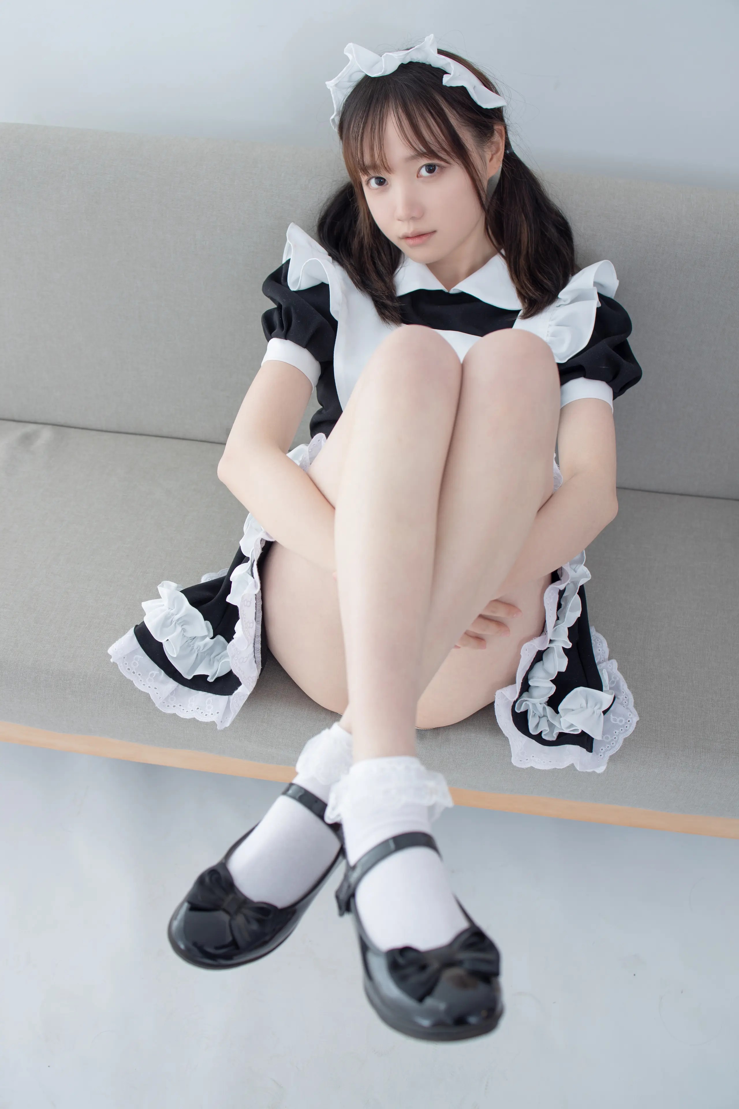 森萝财团 JKFUN Aika 百圆定制2-2 蕾丝花边短袜女仆 [32P]