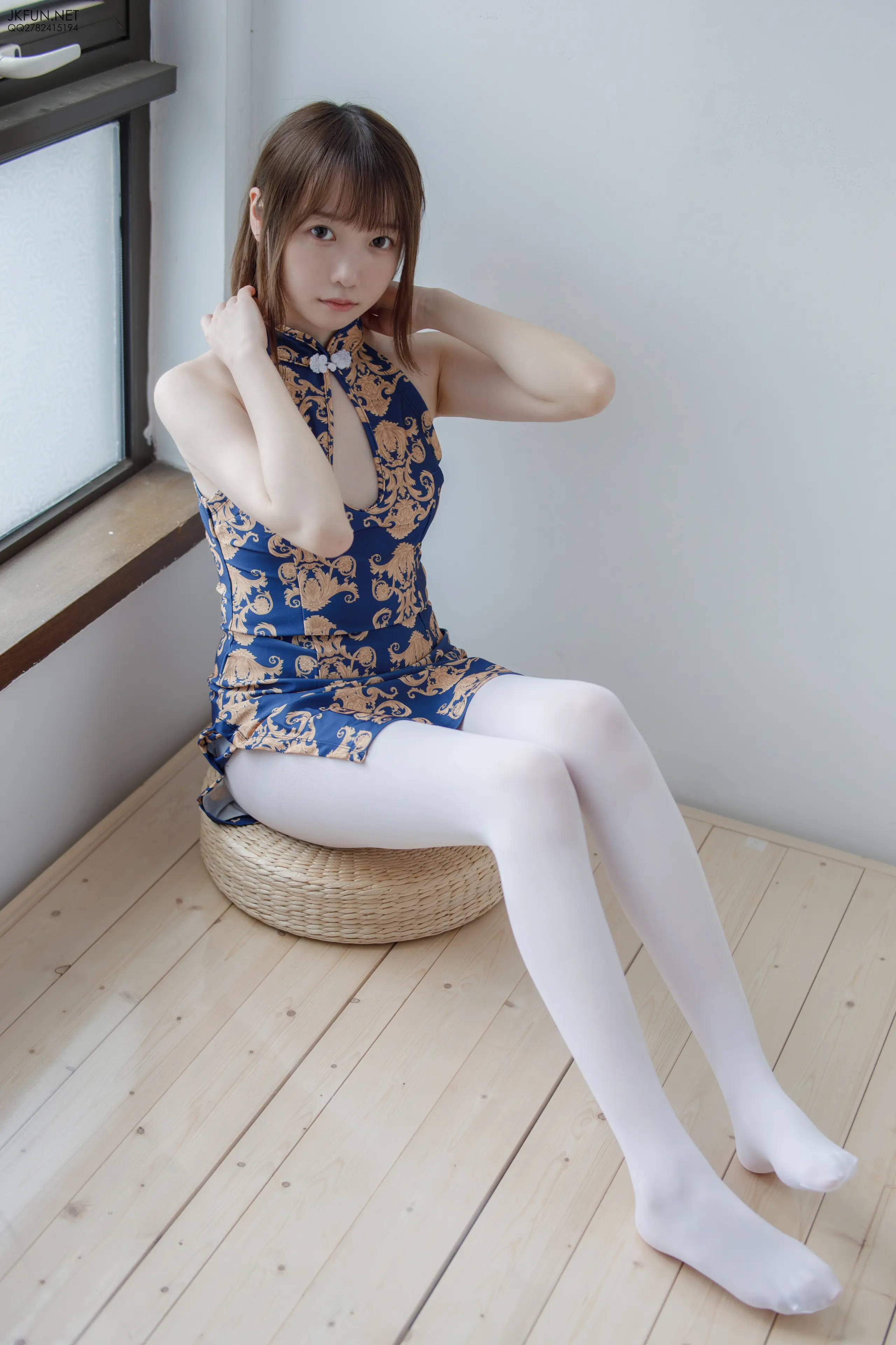 森萝财团 JKFUN Aika 60D白丝 踩酱肉包 [130P]