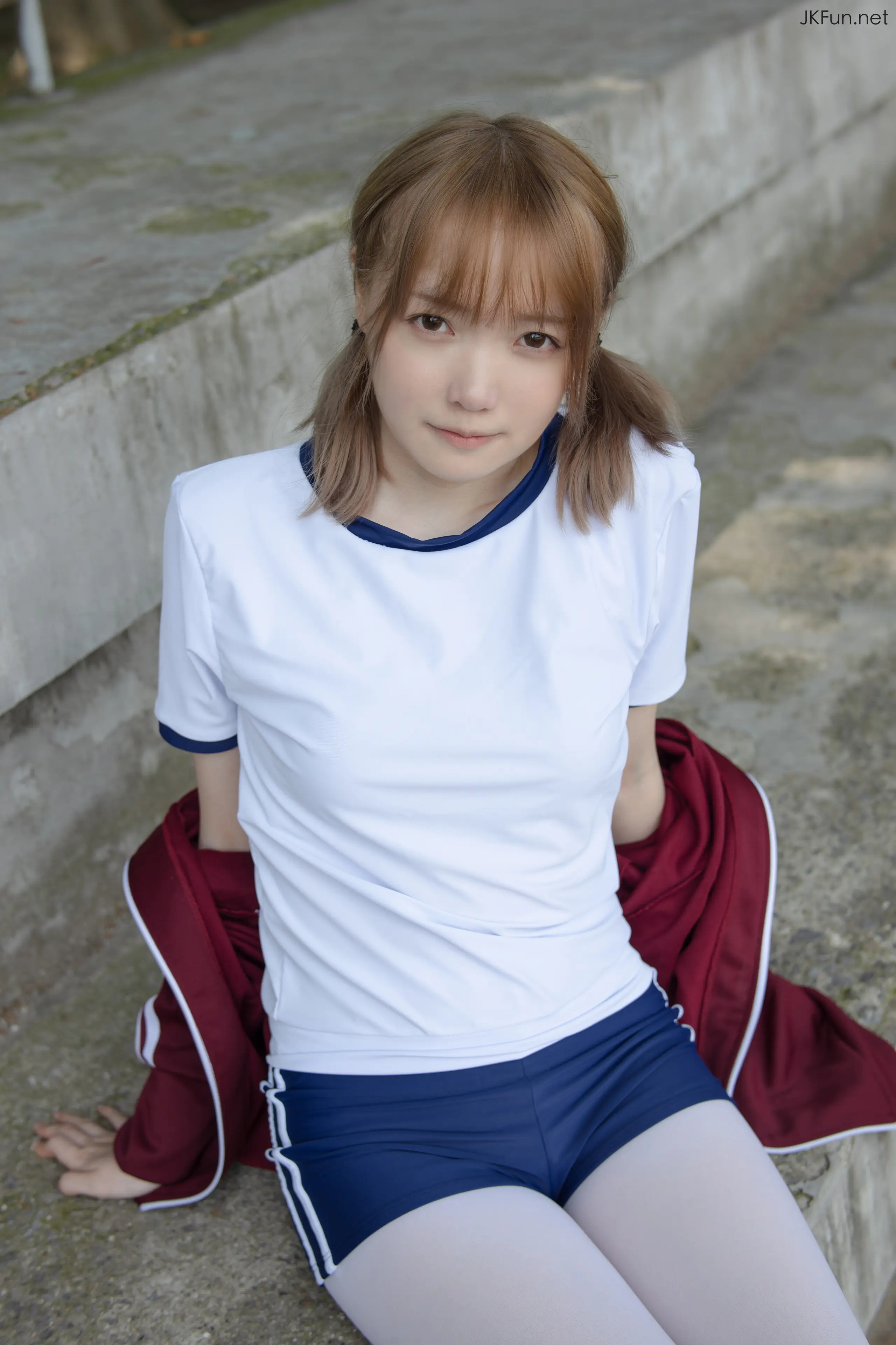 森萝财团 JKFUN Aika 80D白丝外景体操服 [107P]