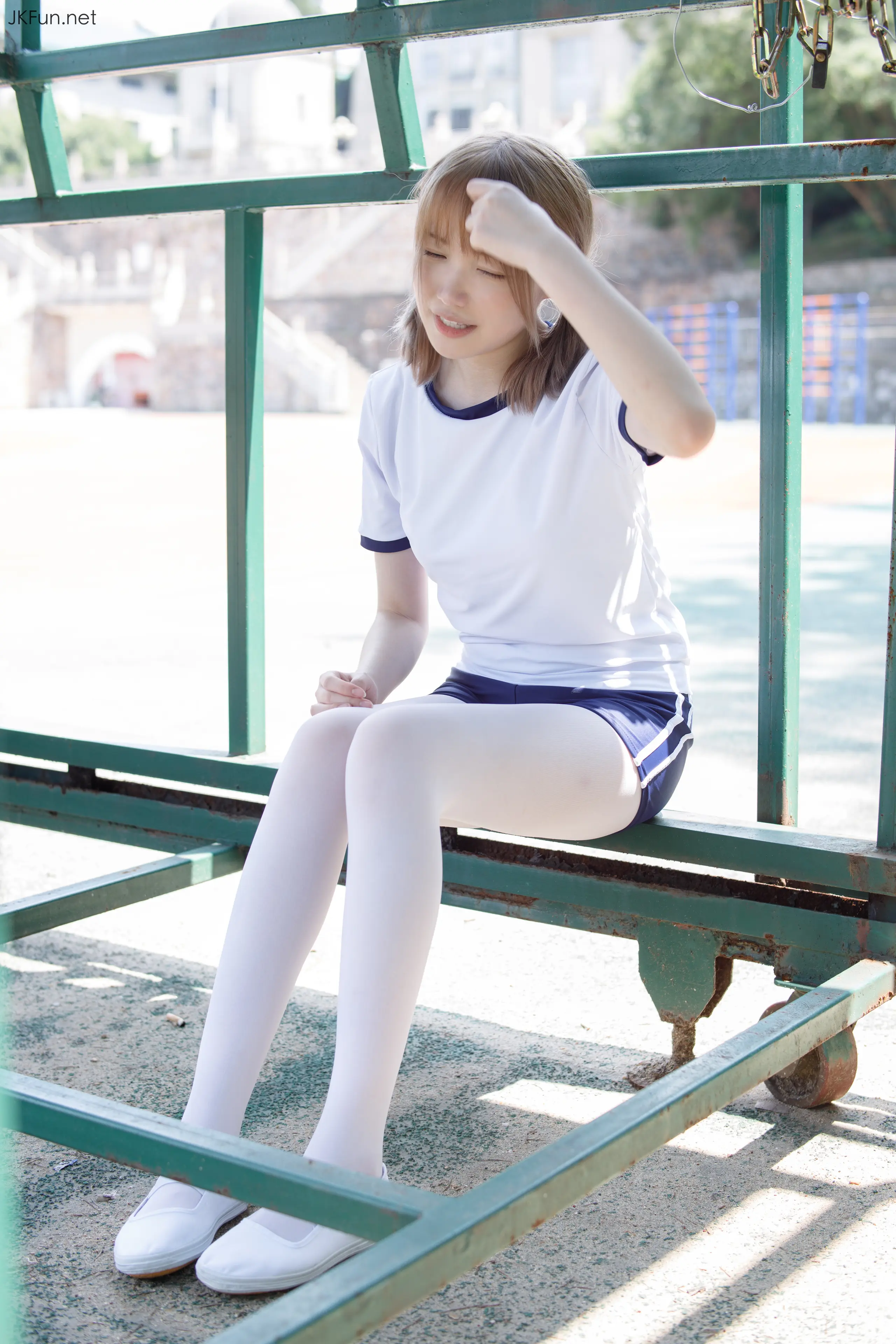 森萝财团 JKFUN Aika 80D白丝外景体操服 [107P]