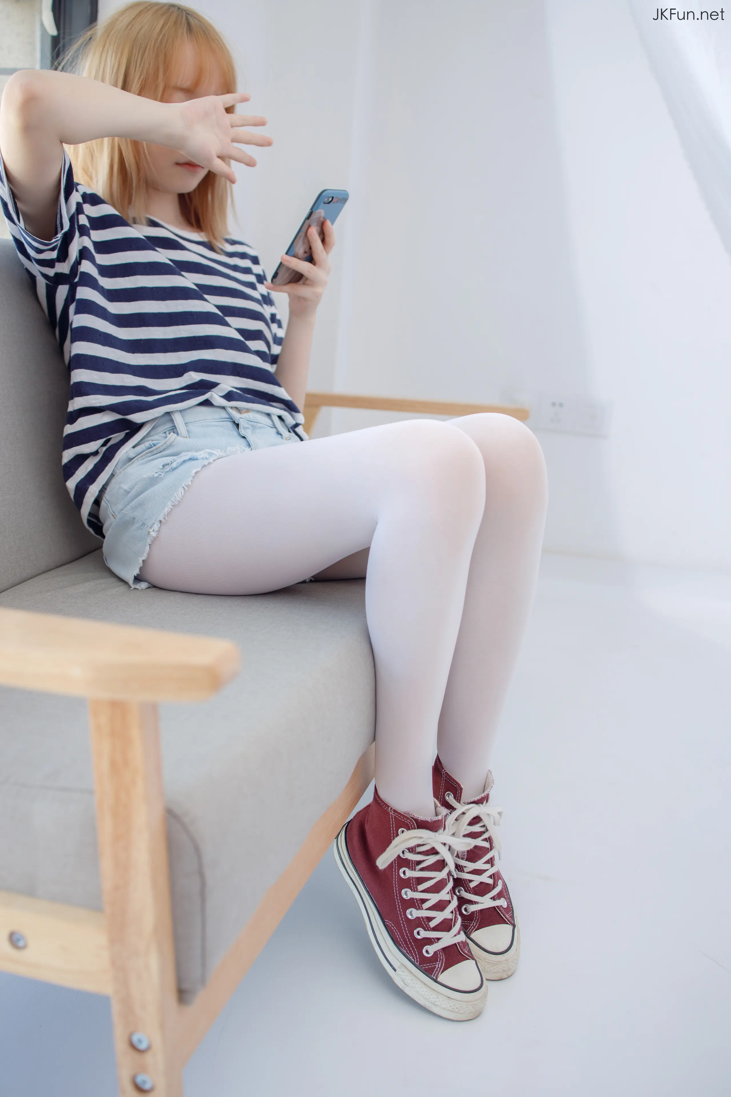 森萝财团 JKFUN Aika 80D白丝牛仔热裤 [98P]