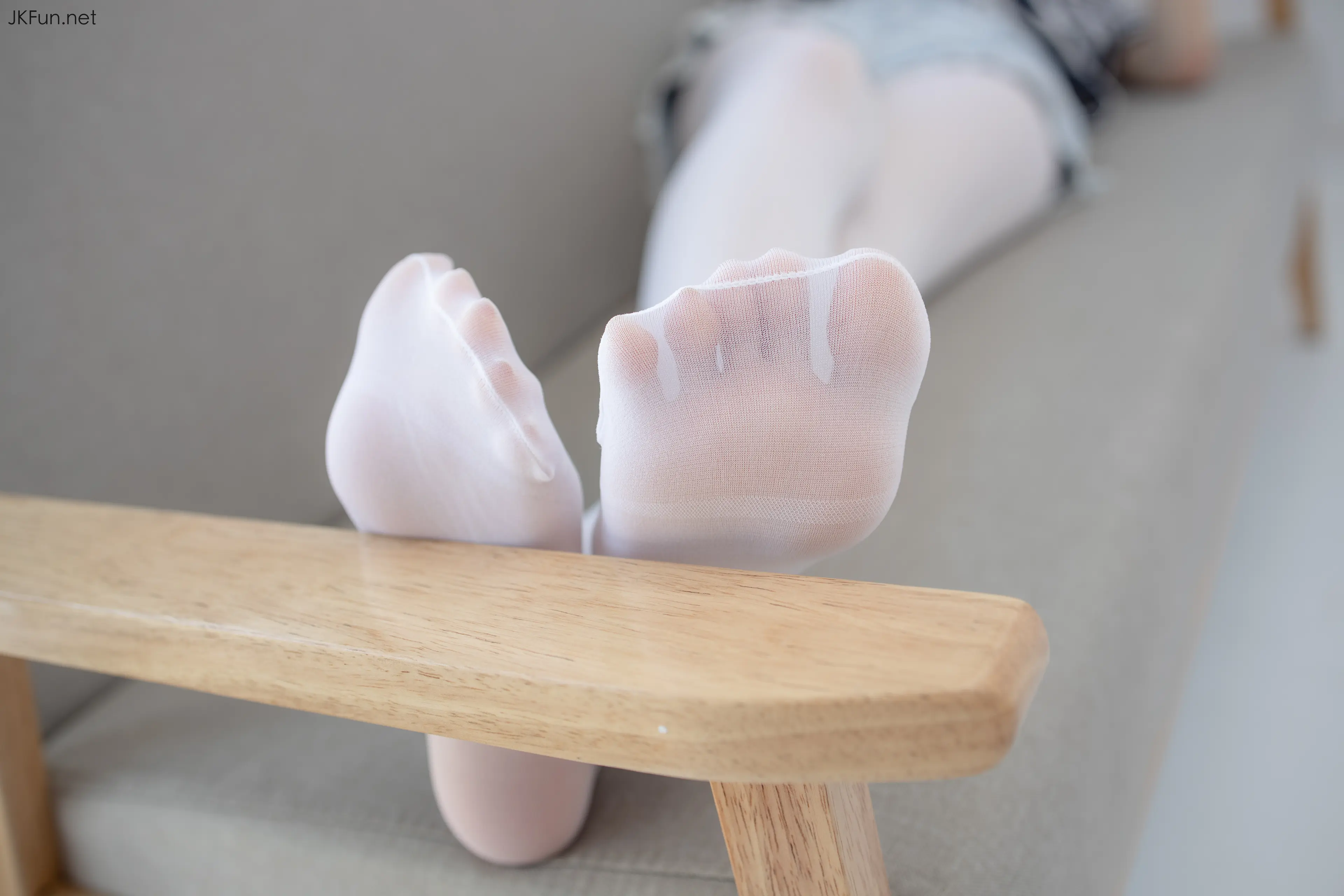 森萝财团 JKFUN Aika 80D白丝牛仔热裤 [98P]