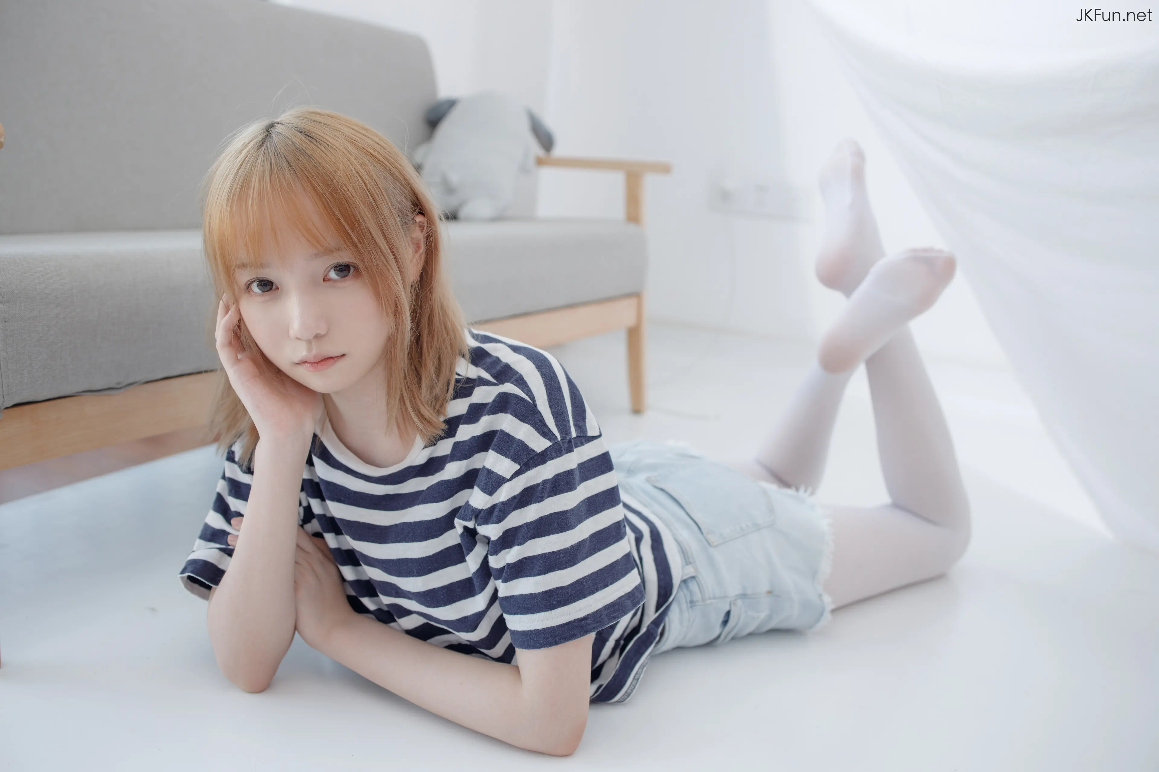 森萝财团 JKFUN Aika 80D白丝牛仔热裤 [98P]