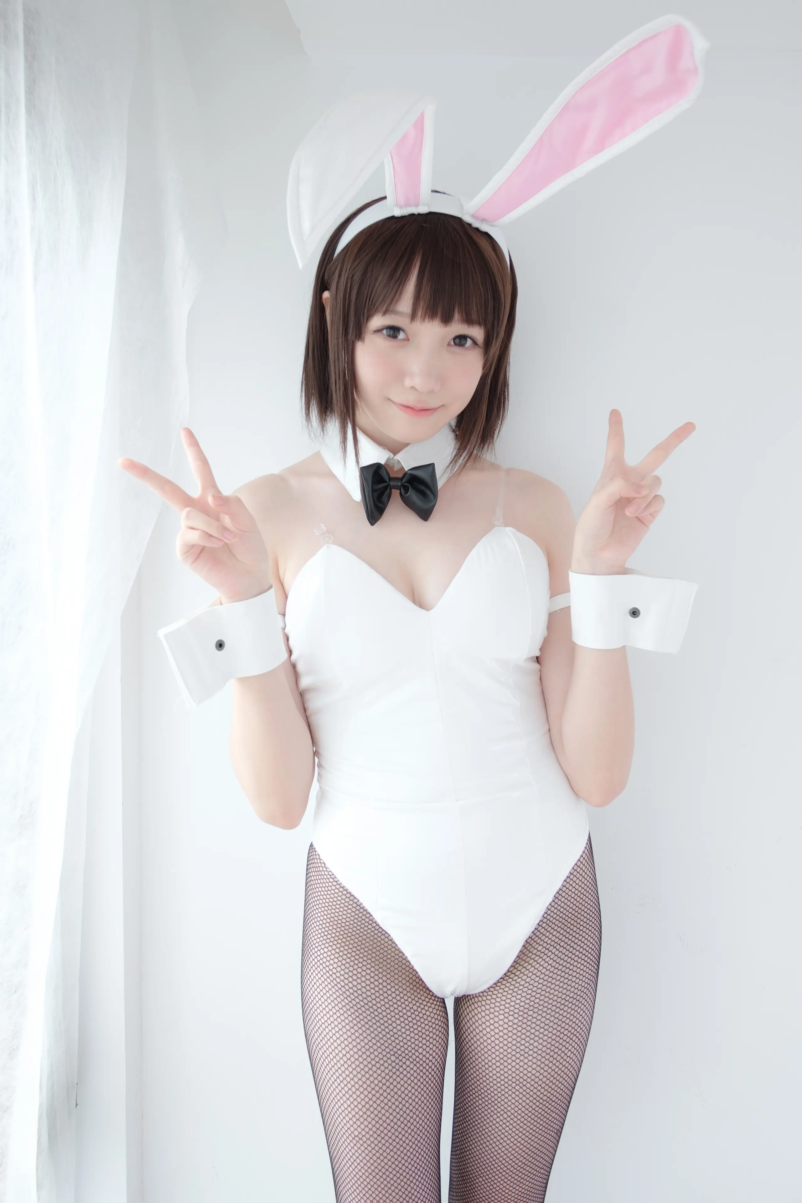 森萝财团 LOVEPLUS 黑丝网袜兔女郎 [148P]