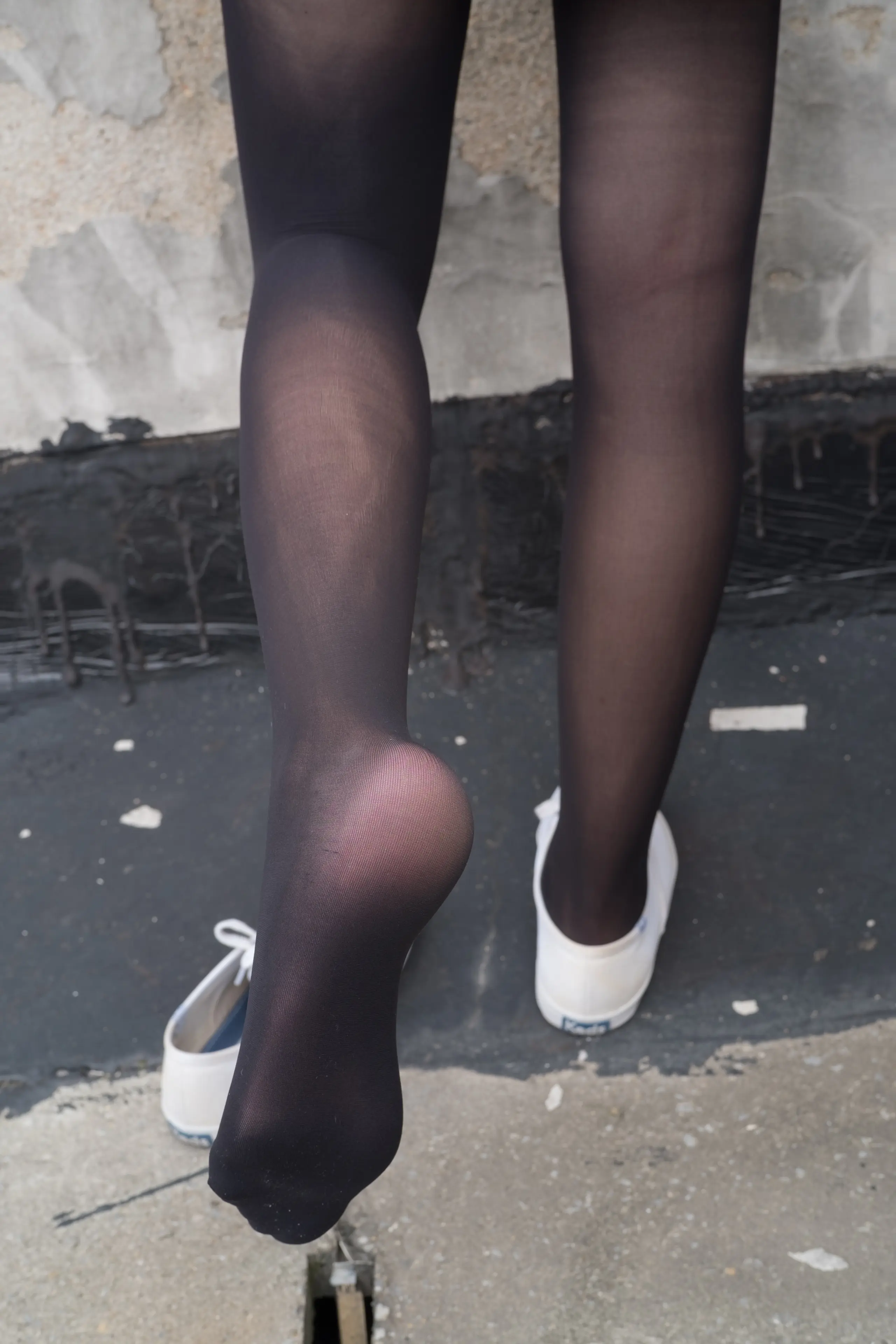 森萝财团 R15 天台黑丝 [95P]