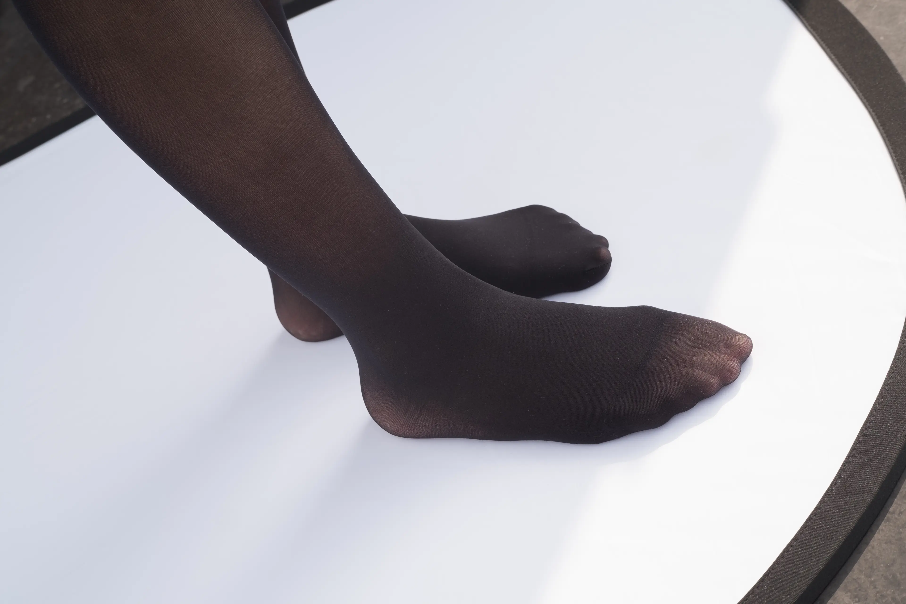 森萝财团 R15 天台黑丝 [95P]