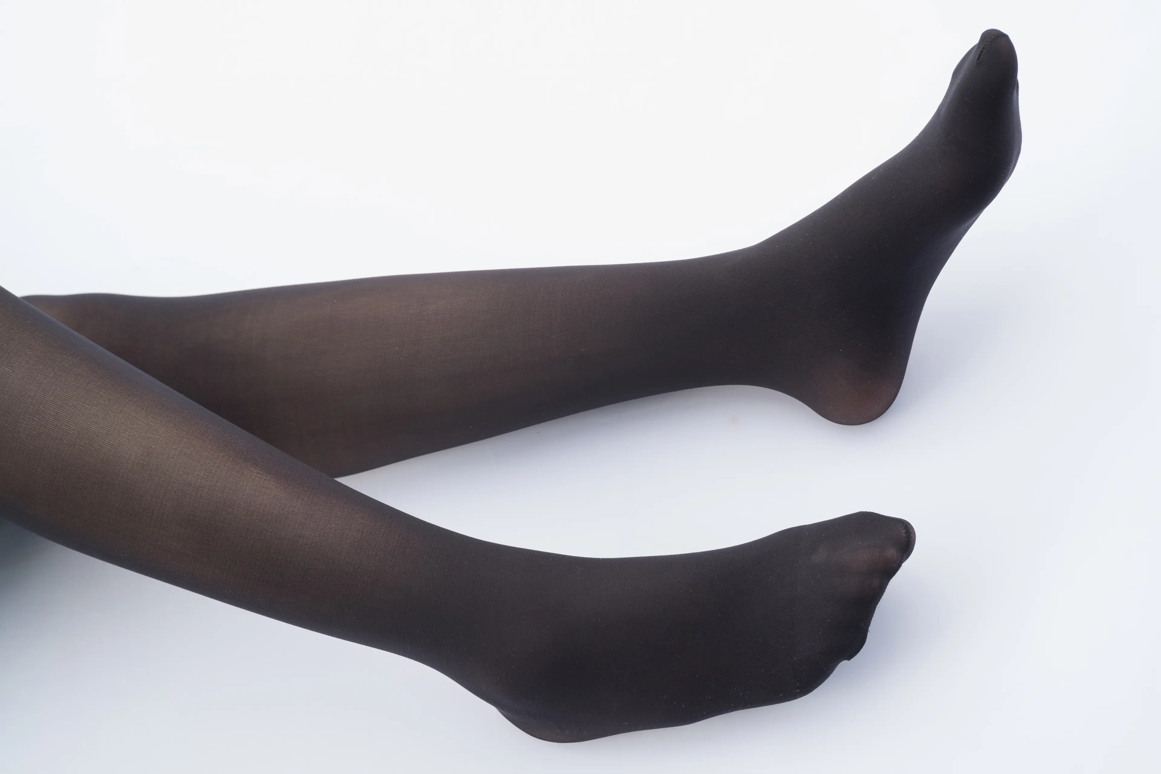 森萝财团 R15 天台黑丝 [95P]