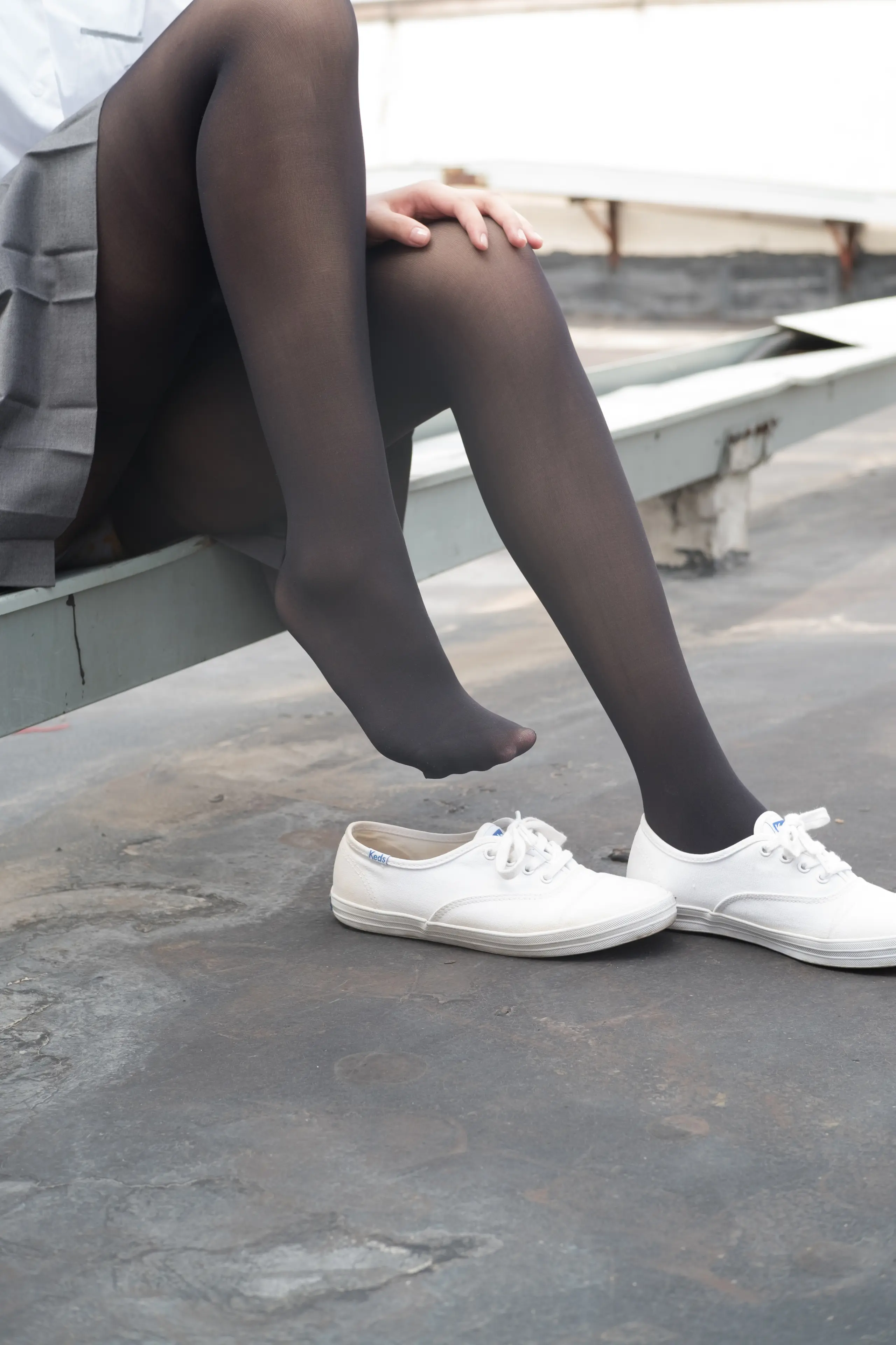 森萝财团 R15 天台黑丝 [95P]