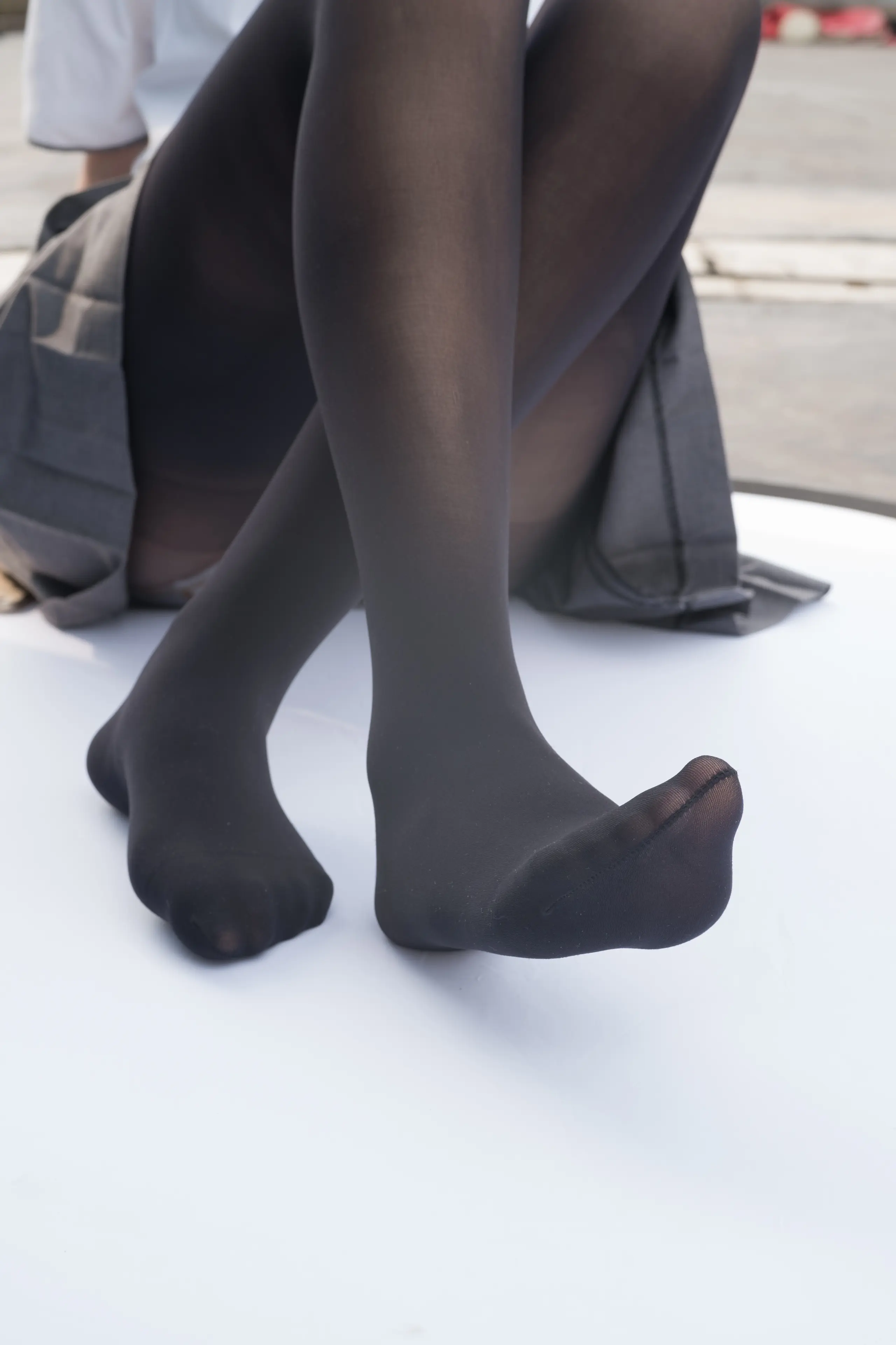 森萝财团 R15 天台黑丝 [95P]