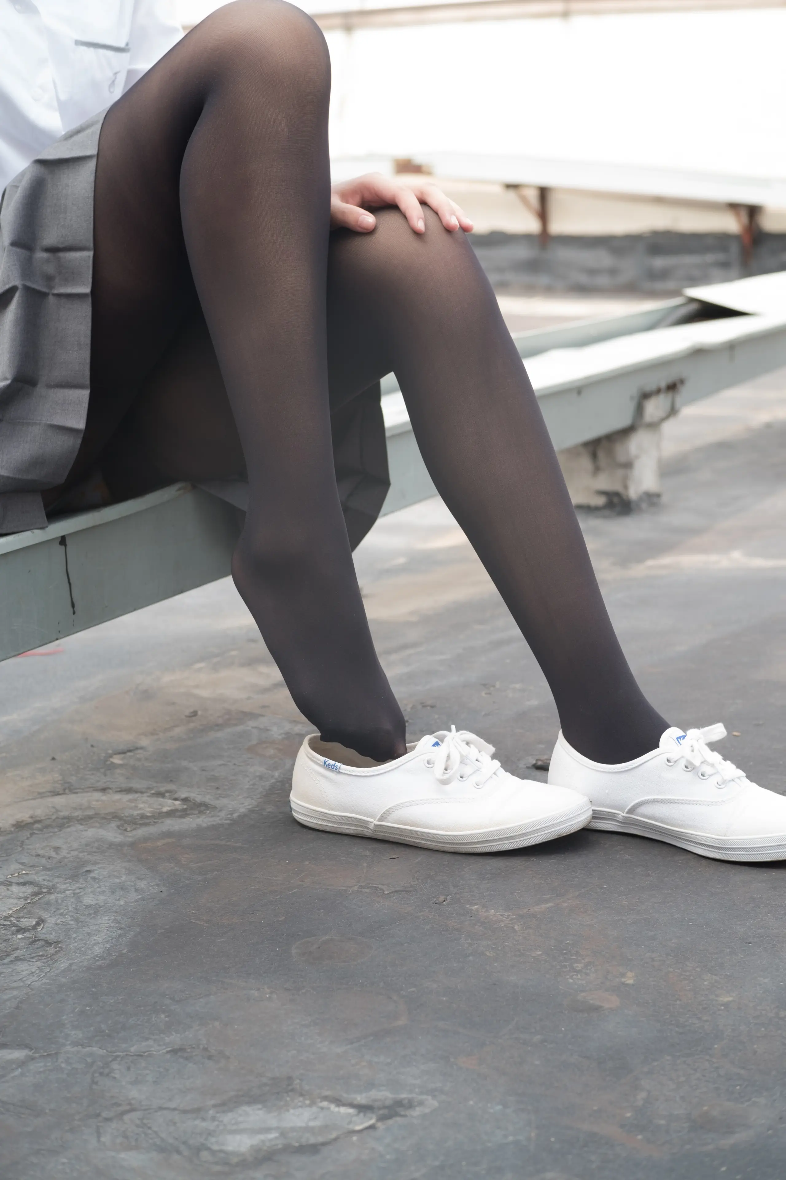 森萝财团 R15 天台黑丝 [95P]